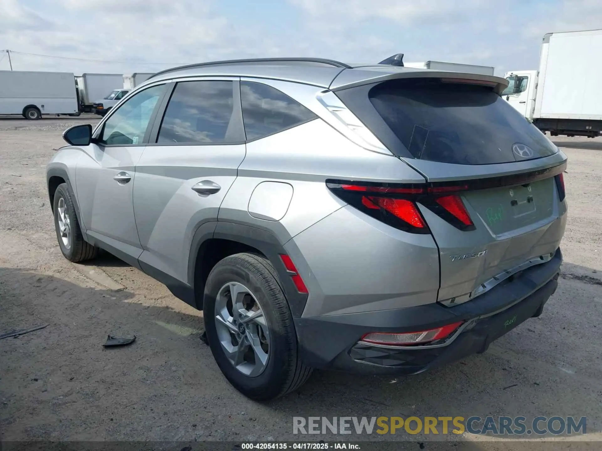 3 Photograph of a damaged car 5NMJBCDE9RH345305 HYUNDAI TUCSON 2024