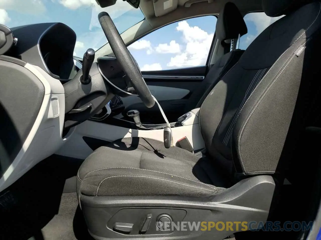 7 Photograph of a damaged car 5NMJBCDE9RH347944 HYUNDAI TUCSON 2024