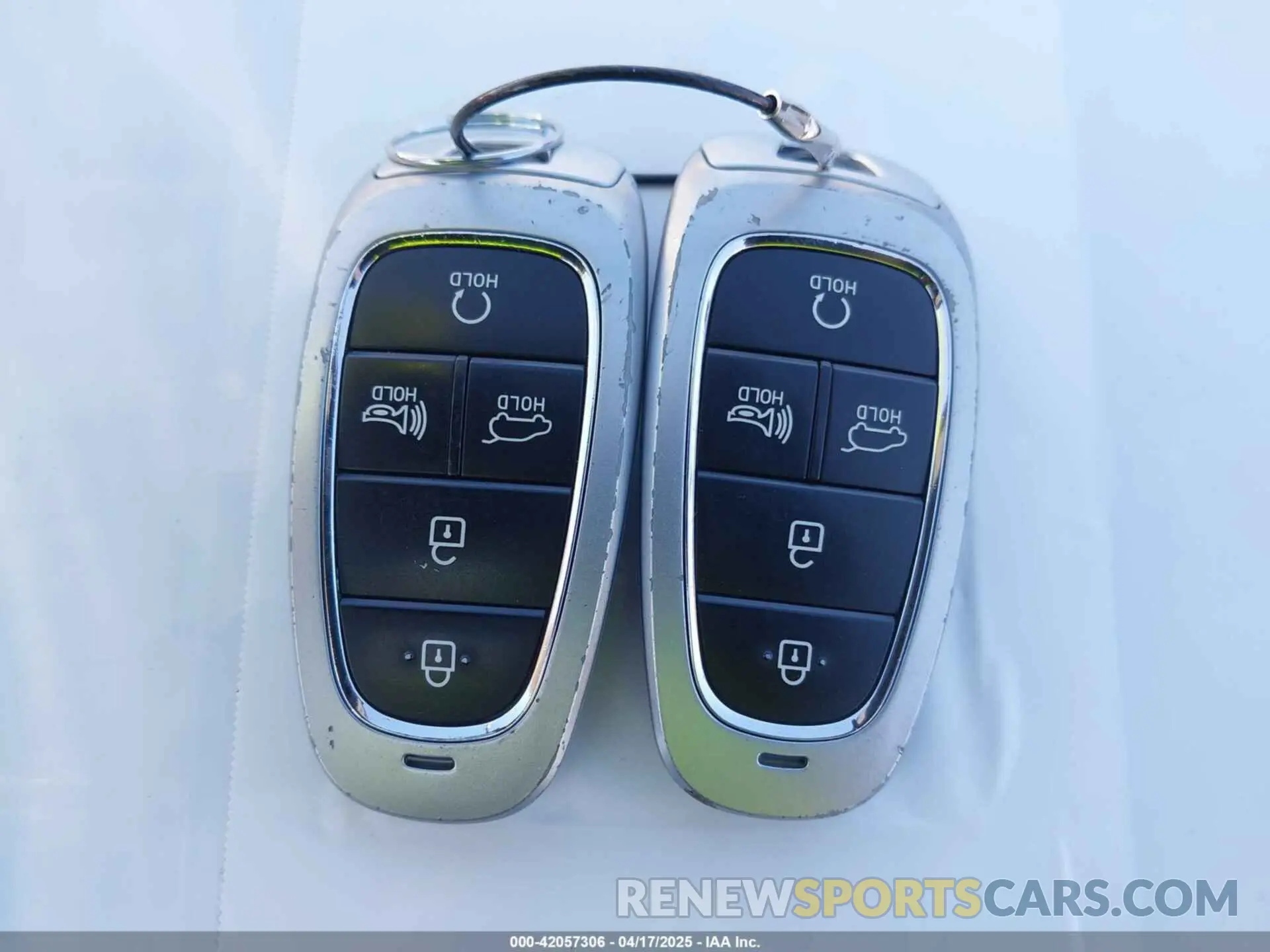 11 Photograph of a damaged car 5NMJBCDE9RH352223 HYUNDAI TUCSON 2024