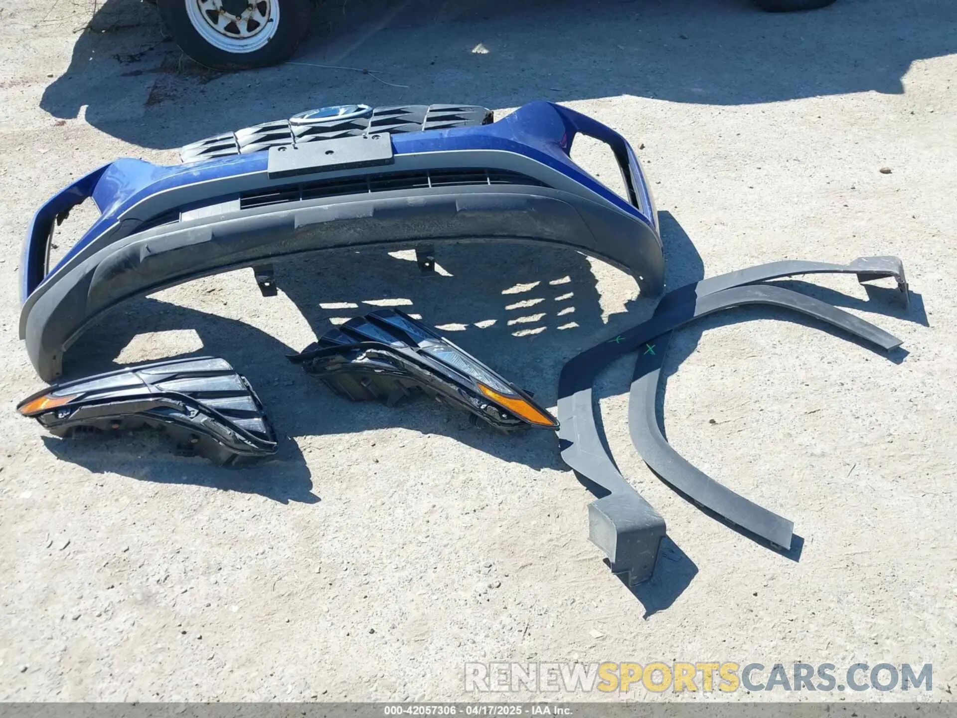 12 Photograph of a damaged car 5NMJBCDE9RH352223 HYUNDAI TUCSON 2024