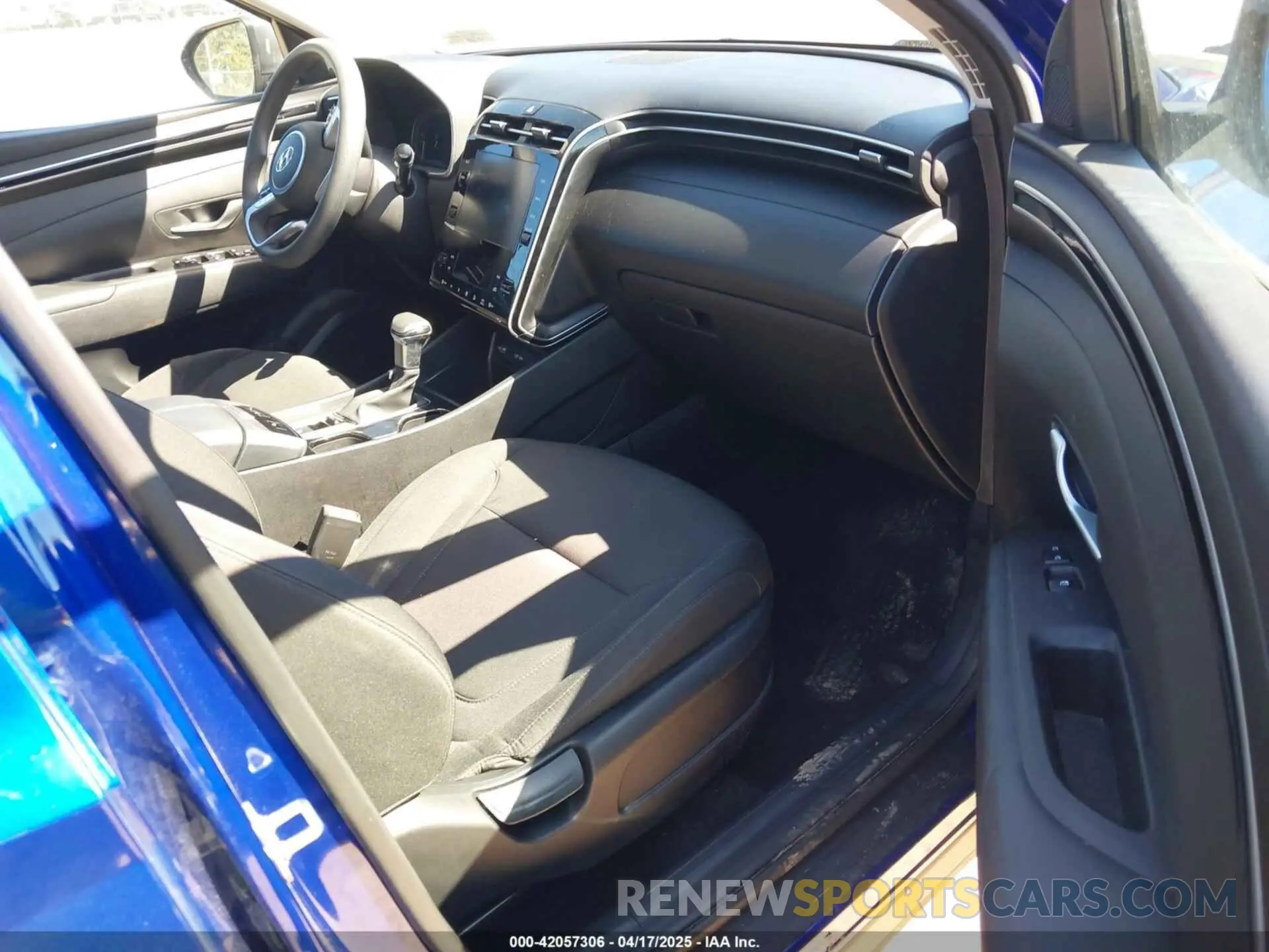 5 Photograph of a damaged car 5NMJBCDE9RH352223 HYUNDAI TUCSON 2024