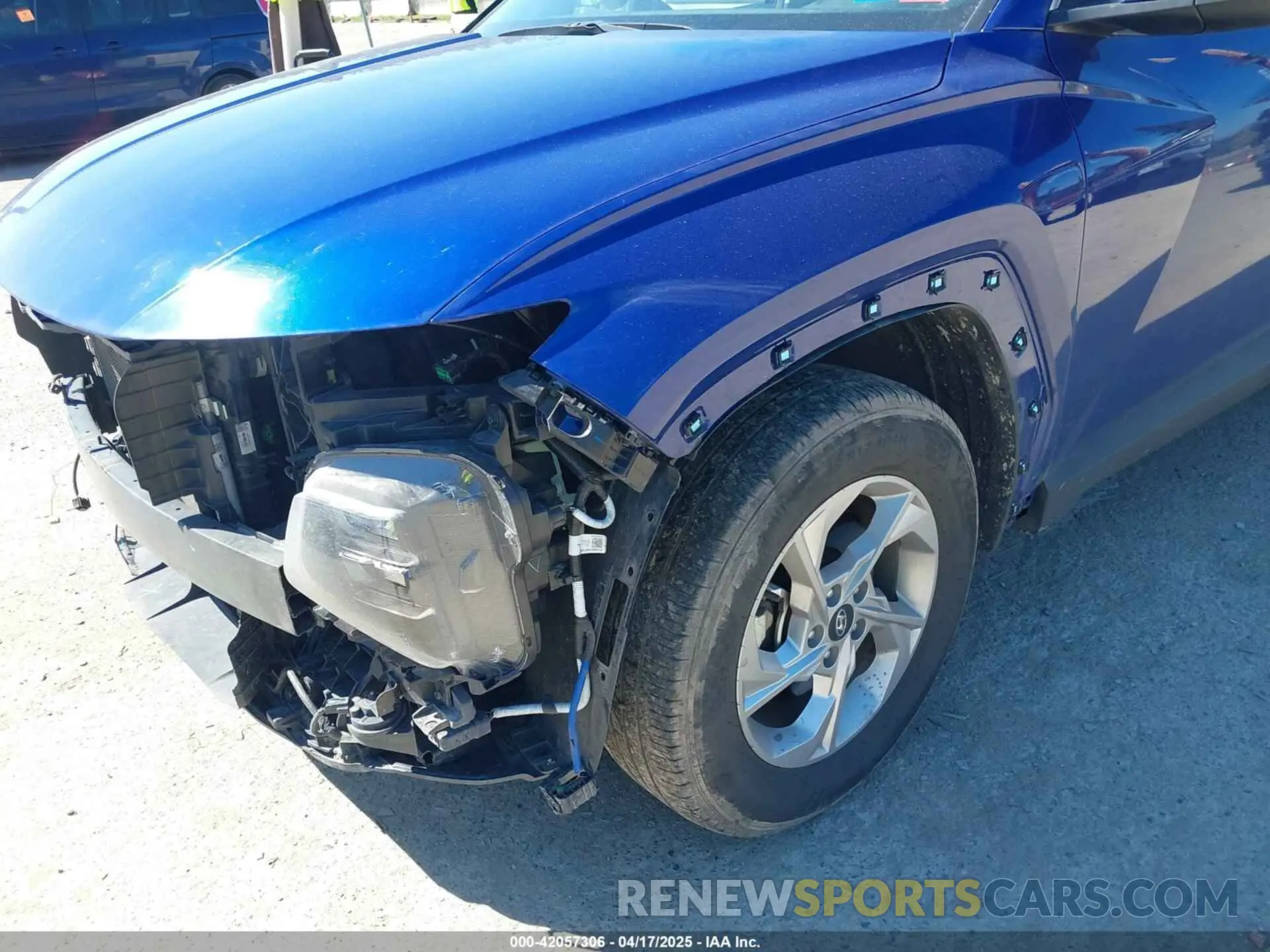 6 Photograph of a damaged car 5NMJBCDE9RH352223 HYUNDAI TUCSON 2024
