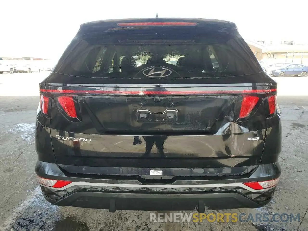 6 Photograph of a damaged car 5NMJBCDE9RH389269 HYUNDAI TUCSON 2024