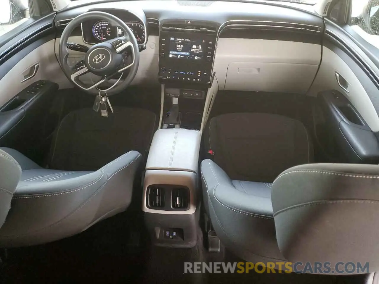 8 Photograph of a damaged car 5NMJBCDE9RH389269 HYUNDAI TUCSON 2024