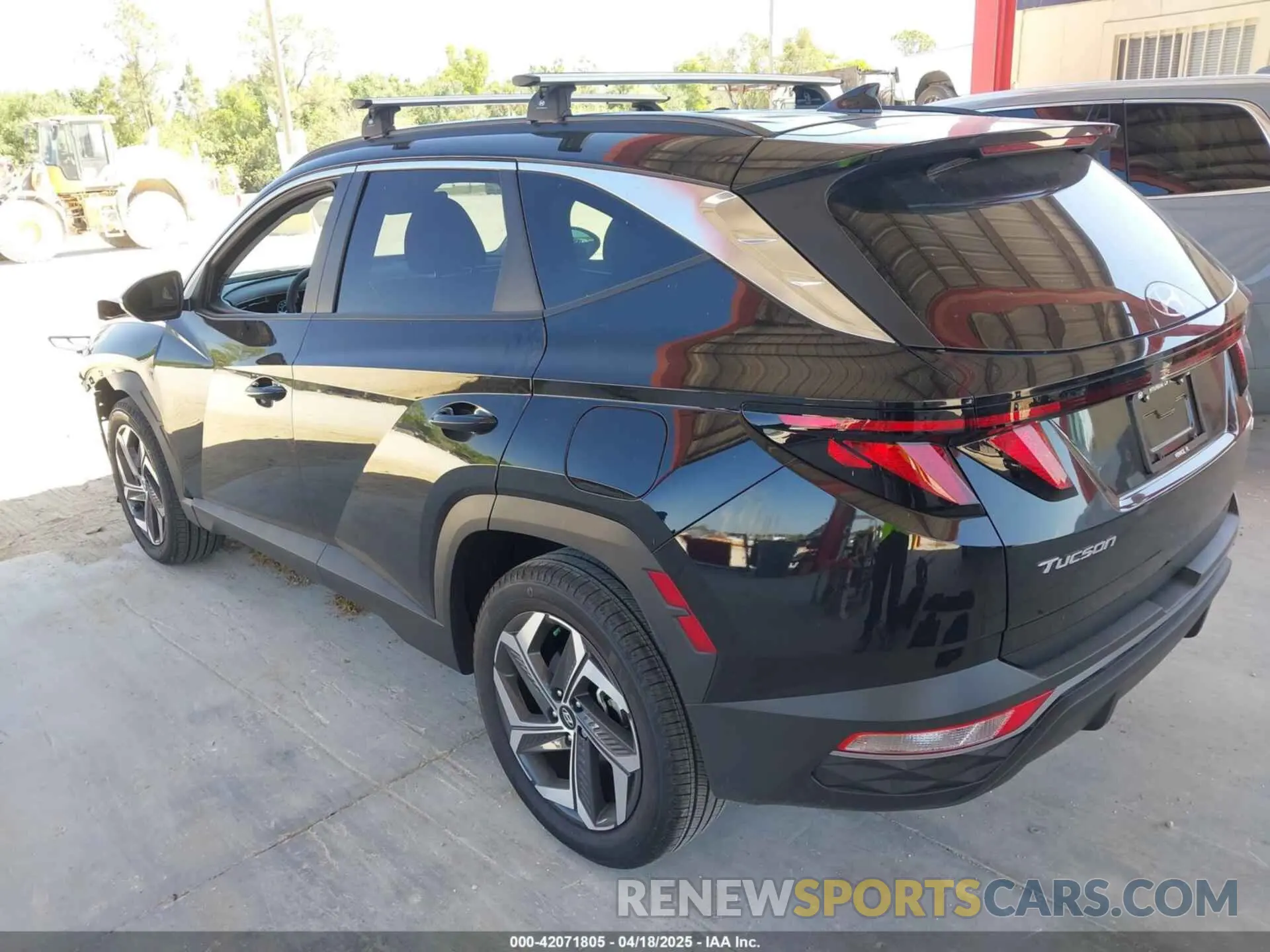 3 Photograph of a damaged car 5NMJBCDE9RH420391 HYUNDAI TUCSON 2024