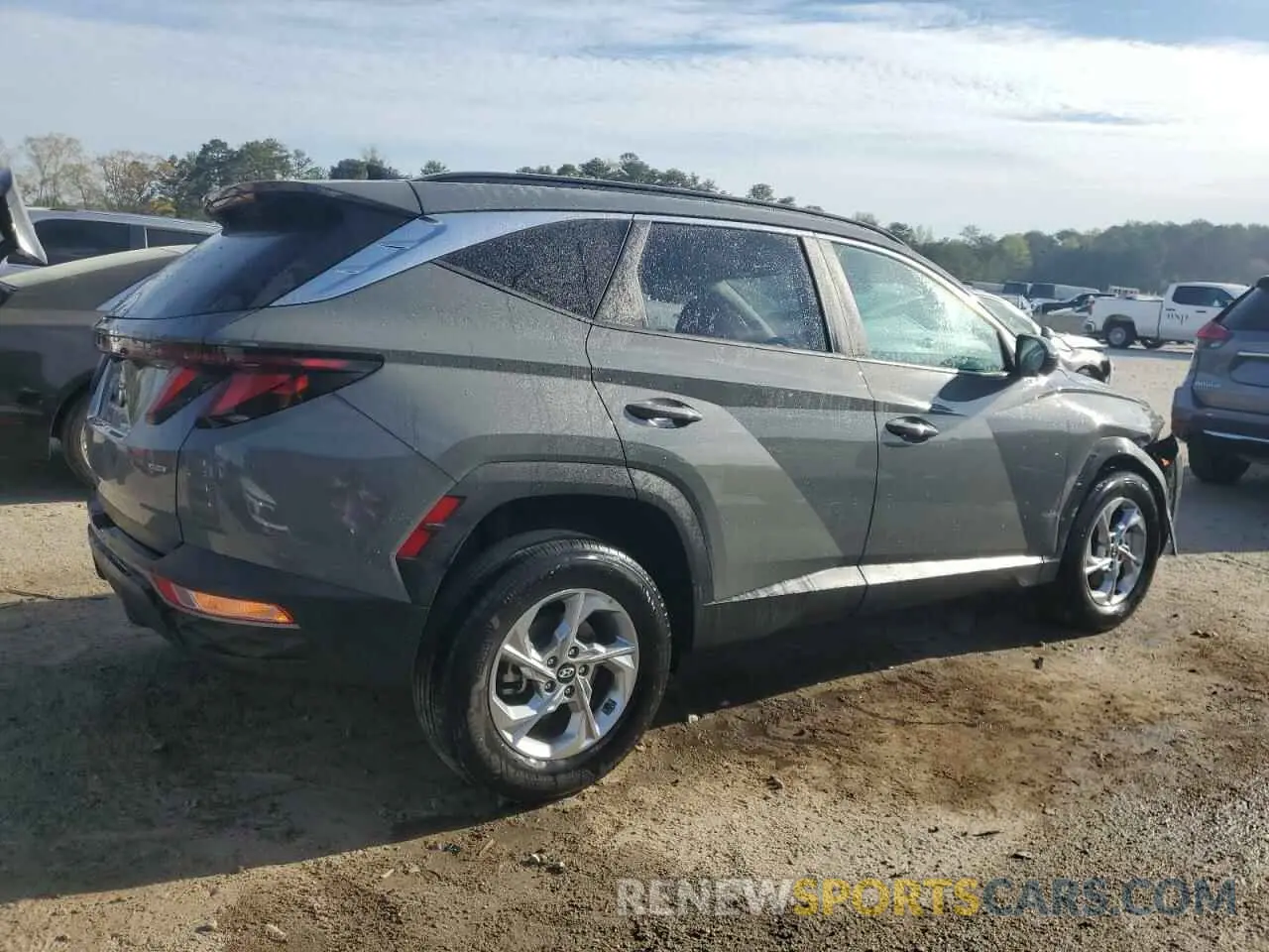 3 Photograph of a damaged car 5NMJBCDE9RH422769 HYUNDAI TUCSON 2024