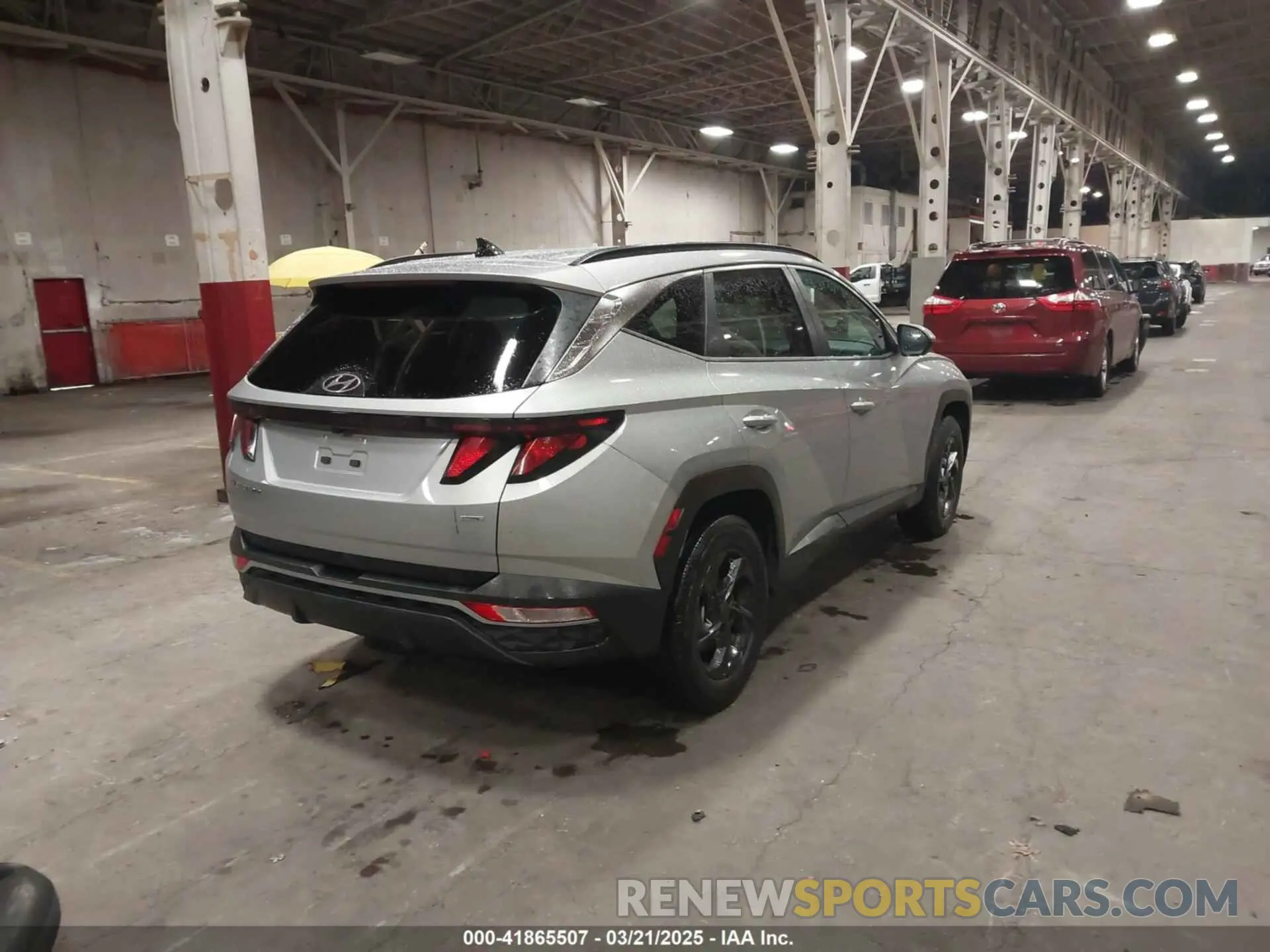 4 Photograph of a damaged car 5NMJBCDEXRH308764 HYUNDAI TUCSON 2024