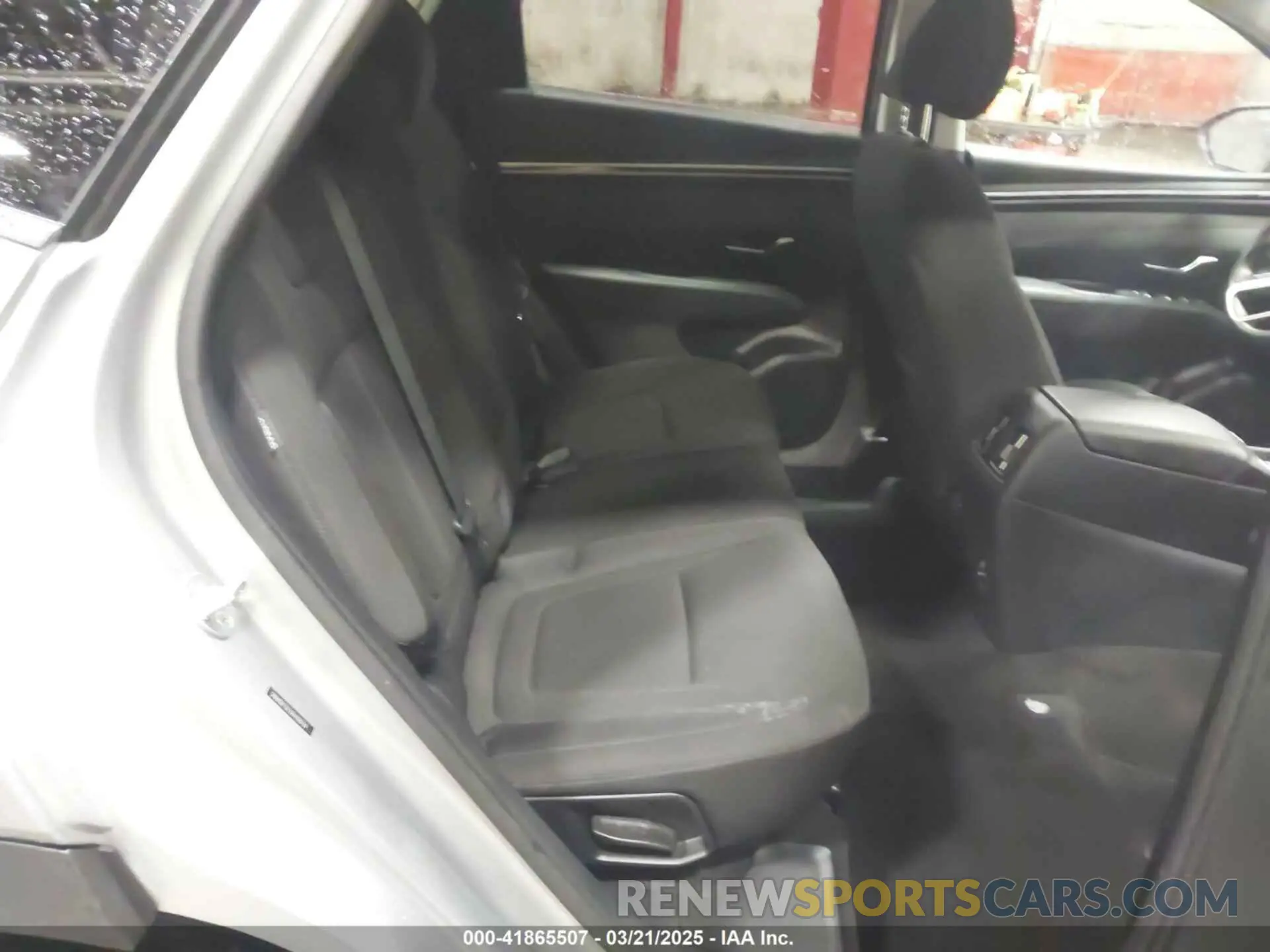 8 Photograph of a damaged car 5NMJBCDEXRH308764 HYUNDAI TUCSON 2024