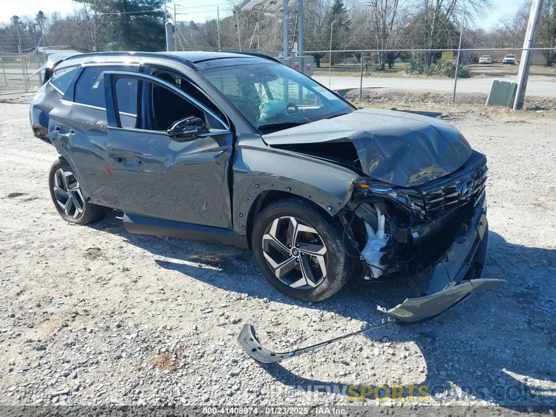 1 Photograph of a damaged car 5NMJE3DE0RH305041 HYUNDAI TUCSON 2024
