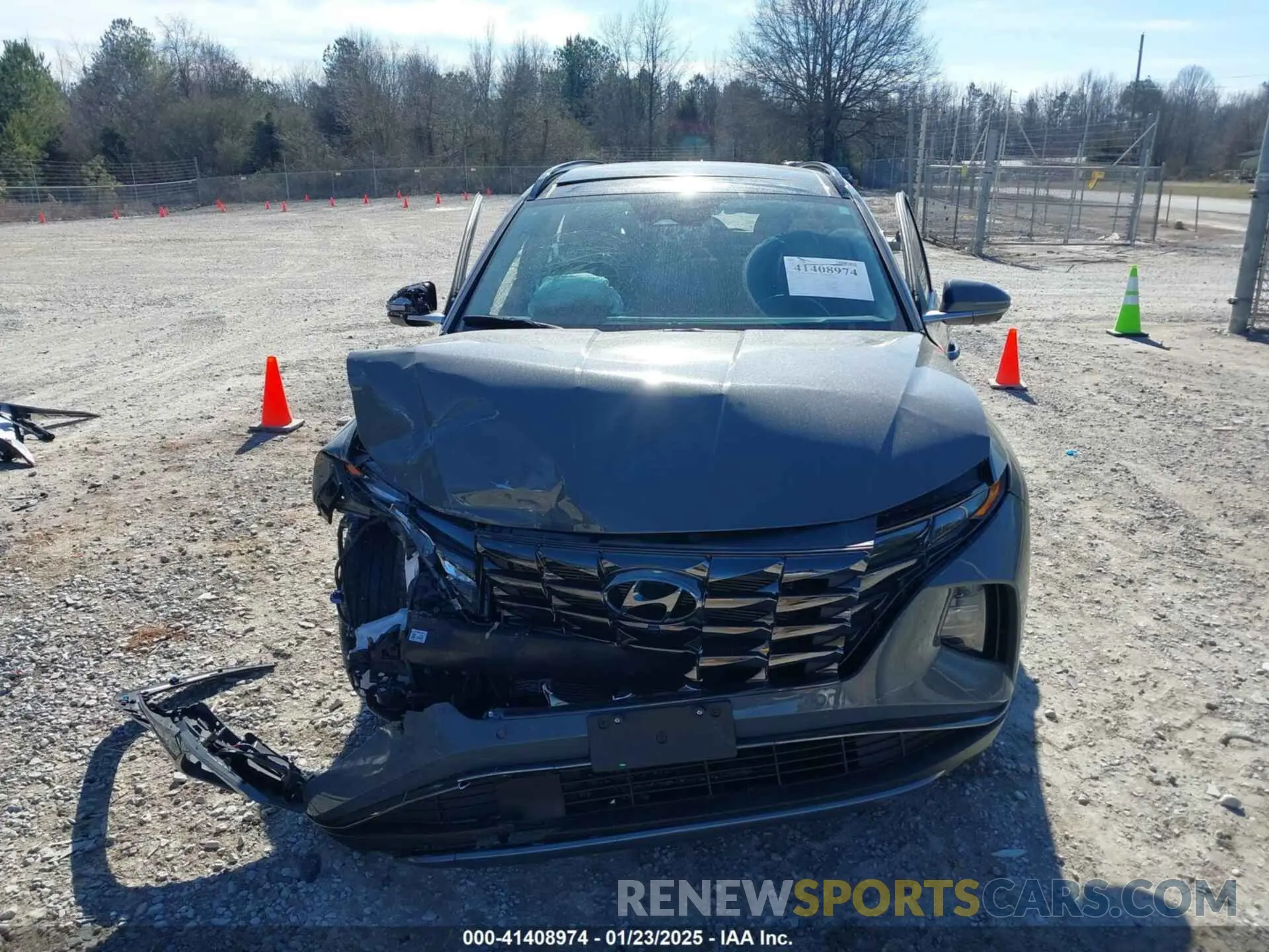 13 Photograph of a damaged car 5NMJE3DE0RH305041 HYUNDAI TUCSON 2024