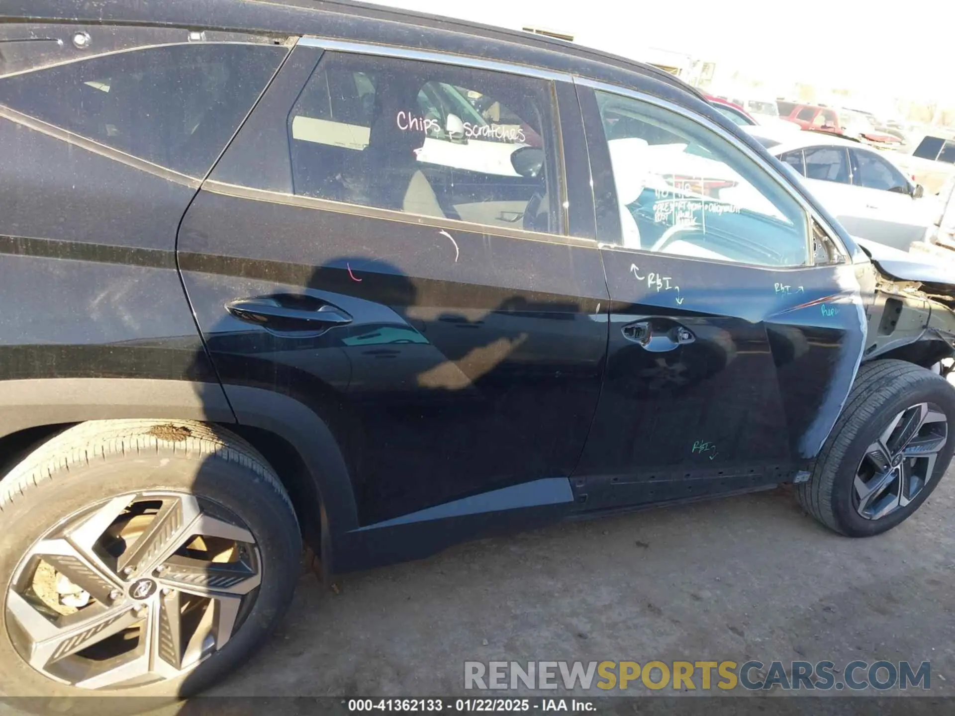 14 Photograph of a damaged car 5NMJE3DE0RH306562 HYUNDAI TUCSON 2024