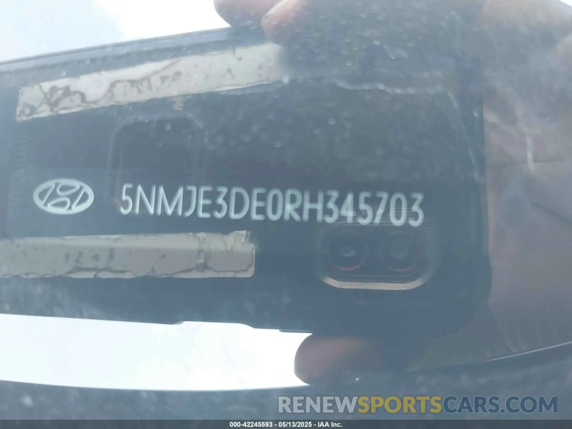 9 Photograph of a damaged car 5NMJE3DE0RH345703 HYUNDAI TUCSON 2024