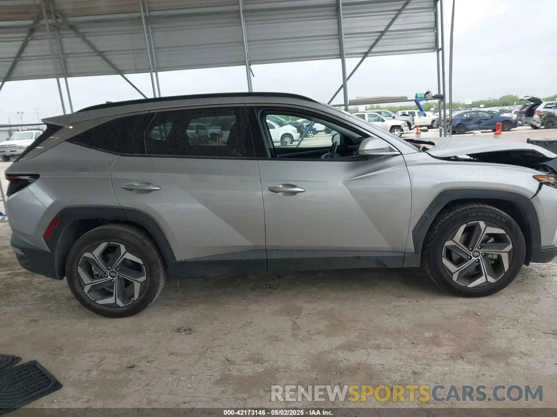 13 Photograph of a damaged car 5NMJE3DE1RH354104 HYUNDAI TUCSON 2024