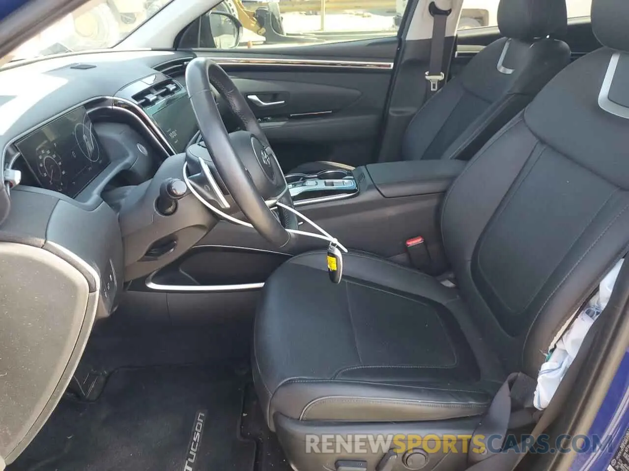 7 Photograph of a damaged car 5NMJE3DE1RH363160 HYUNDAI TUCSON 2024