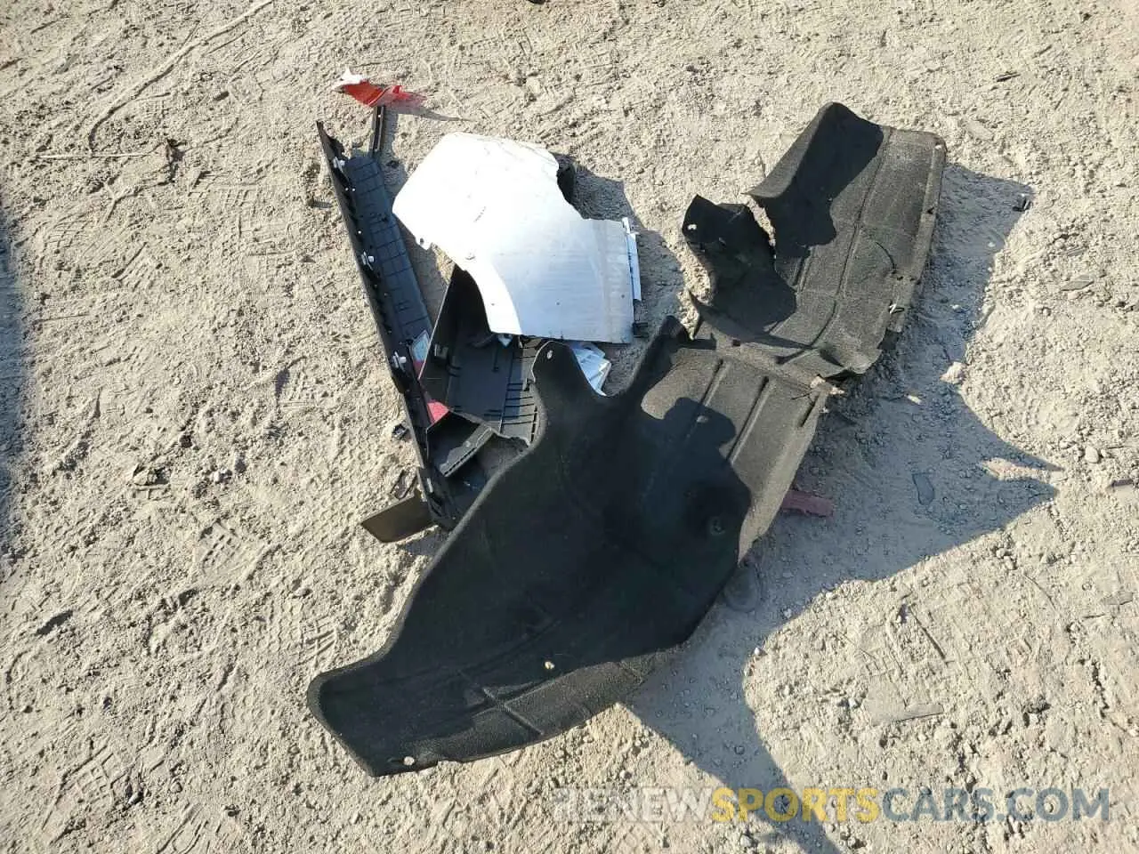 15 Photograph of a damaged car 5NMJE3DE1RH389810 HYUNDAI TUCSON 2024