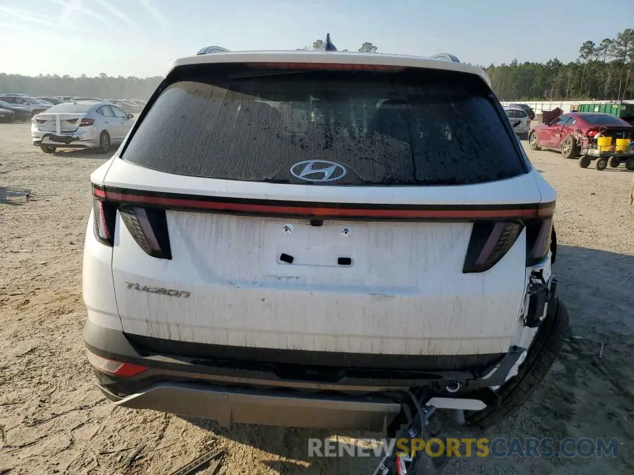 6 Photograph of a damaged car 5NMJE3DE1RH389810 HYUNDAI TUCSON 2024