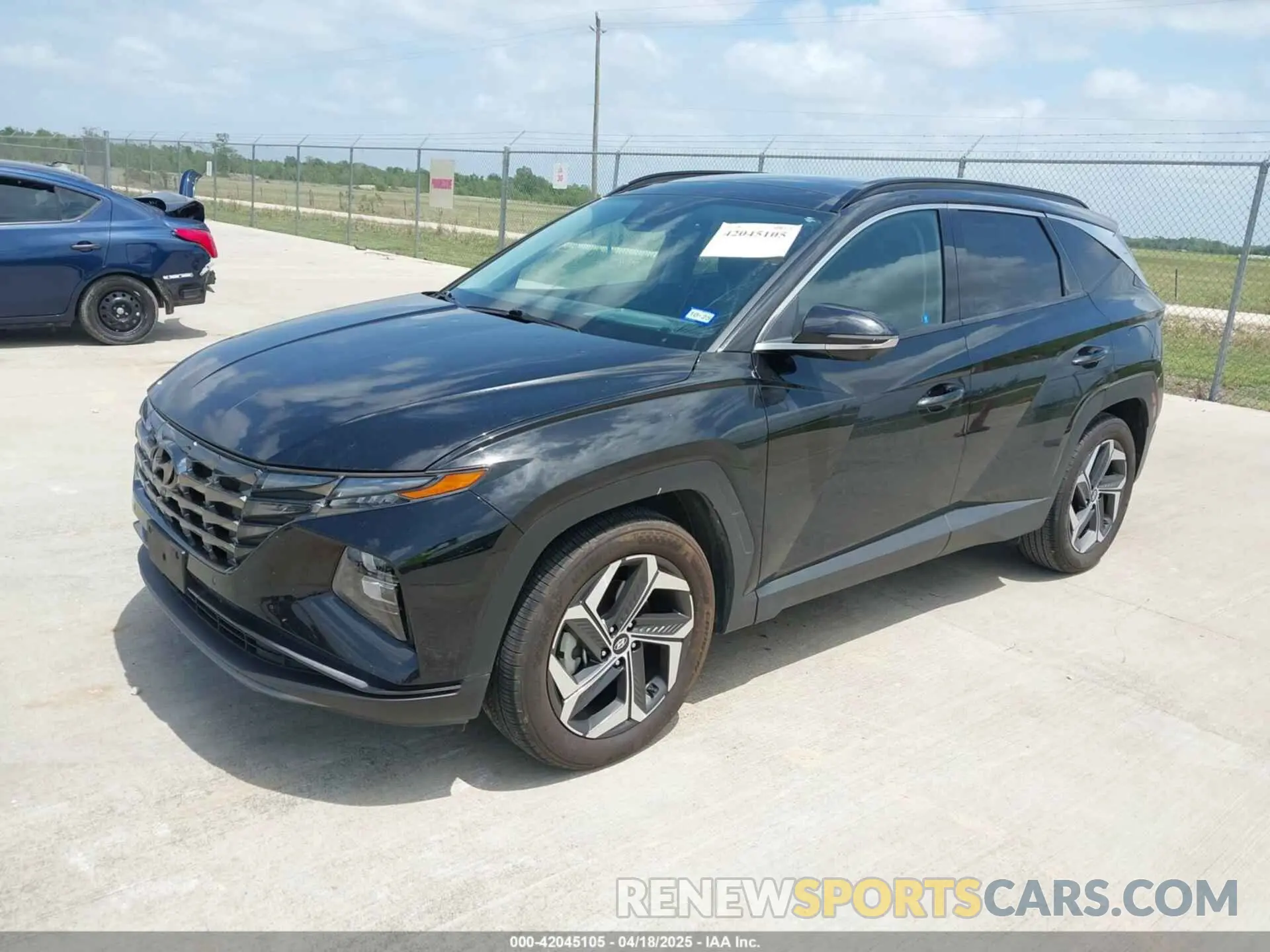 2 Photograph of a damaged car 5NMJE3DE2RH351390 HYUNDAI TUCSON 2024