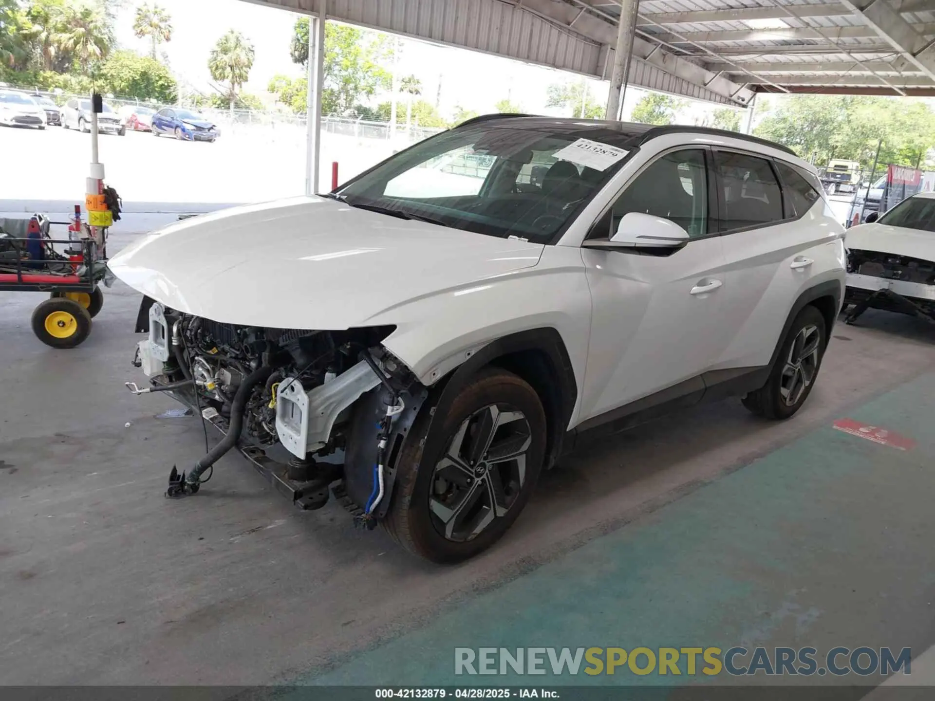 2 Photograph of a damaged car 5NMJE3DE3RH398587 HYUNDAI TUCSON 2024