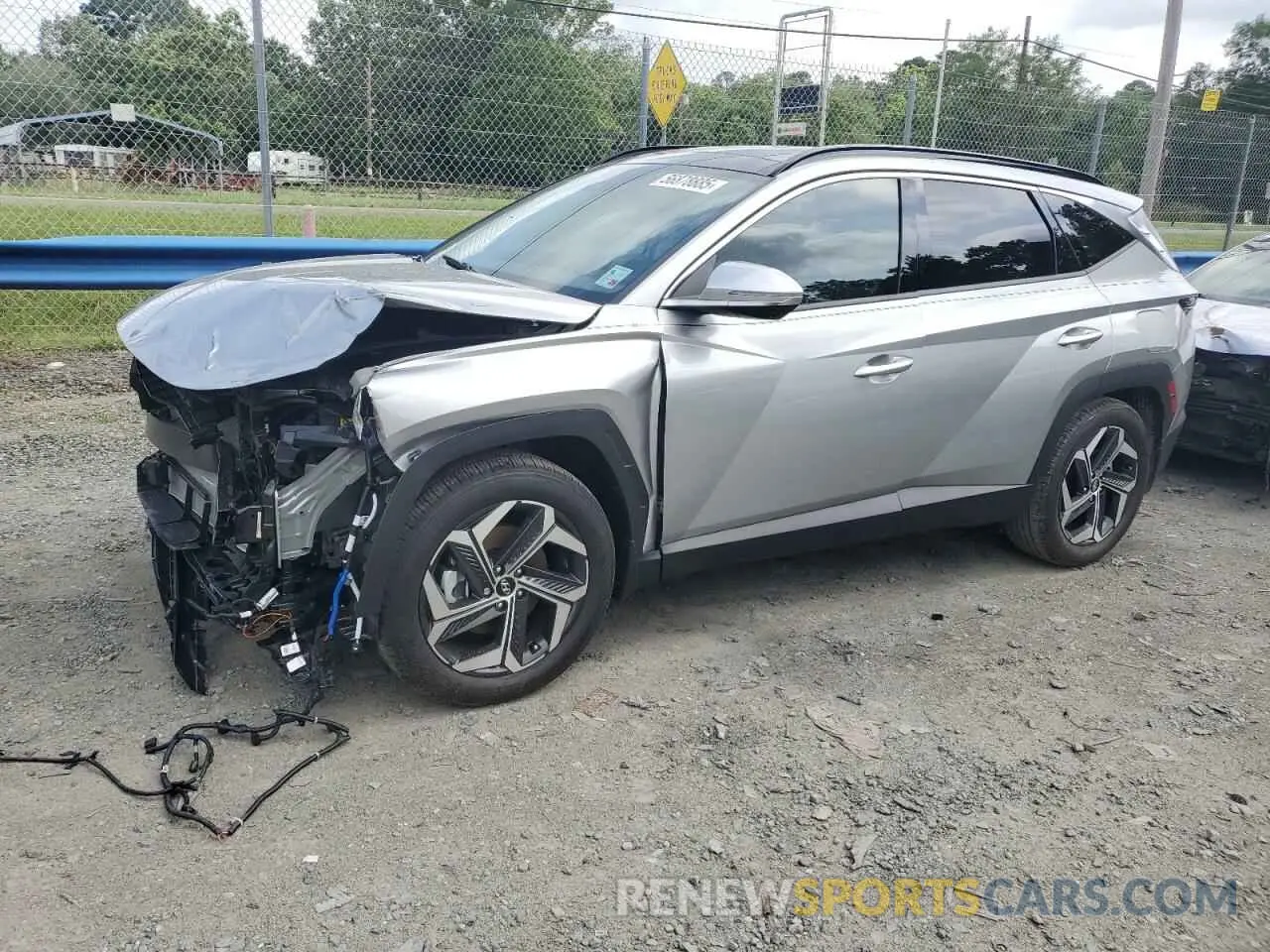 1 Photograph of a damaged car 5NMJE3DE3RH405702 HYUNDAI TUCSON 2024