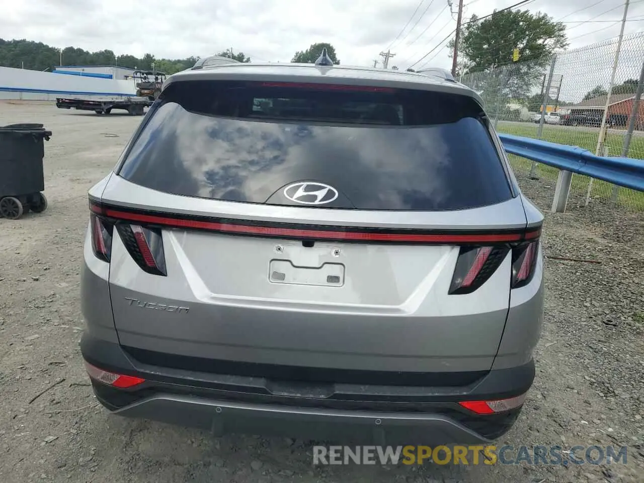 6 Photograph of a damaged car 5NMJE3DE3RH405702 HYUNDAI TUCSON 2024