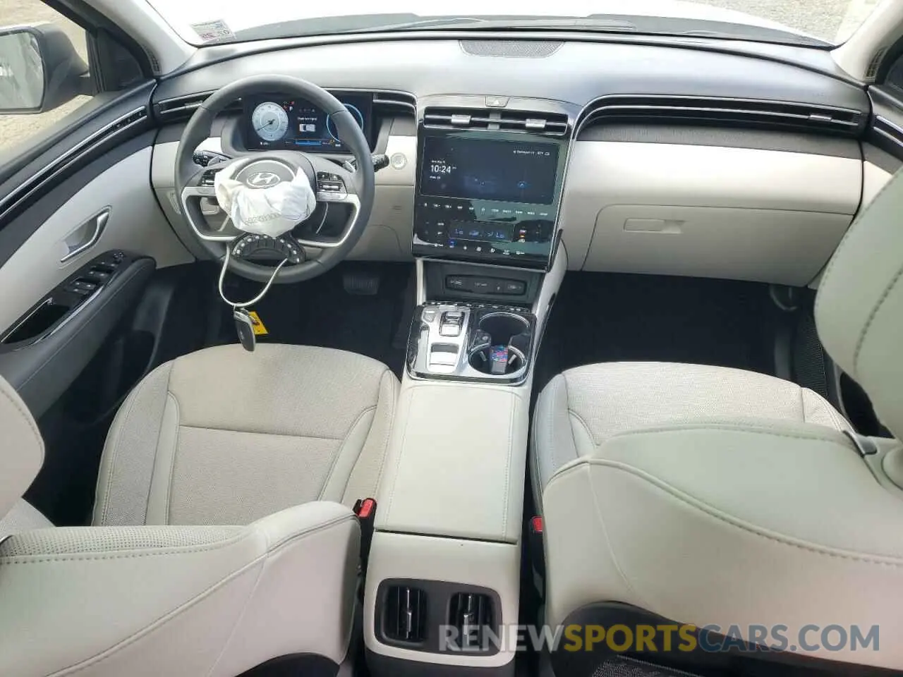 8 Photograph of a damaged car 5NMJE3DE3RH405702 HYUNDAI TUCSON 2024
