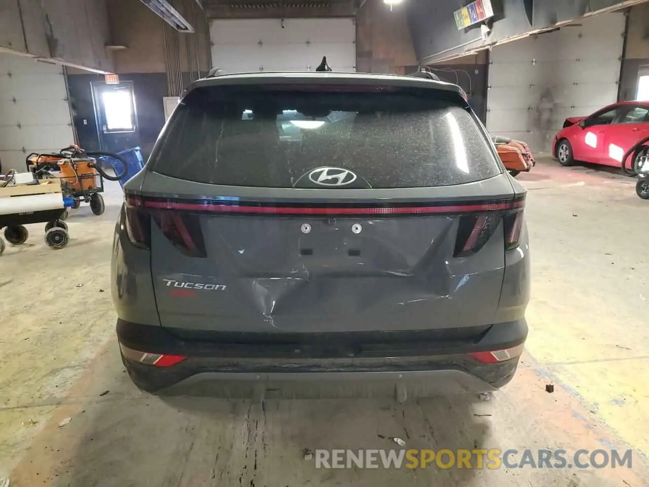 6 Photograph of a damaged car 5NMJE3DE5RH348791 HYUNDAI TUCSON 2024