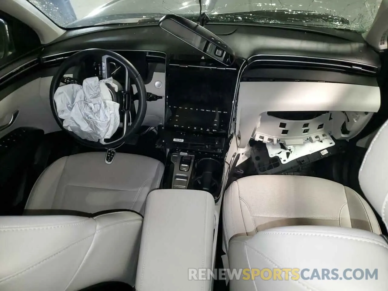 8 Photograph of a damaged car 5NMJE3DE5RH348791 HYUNDAI TUCSON 2024