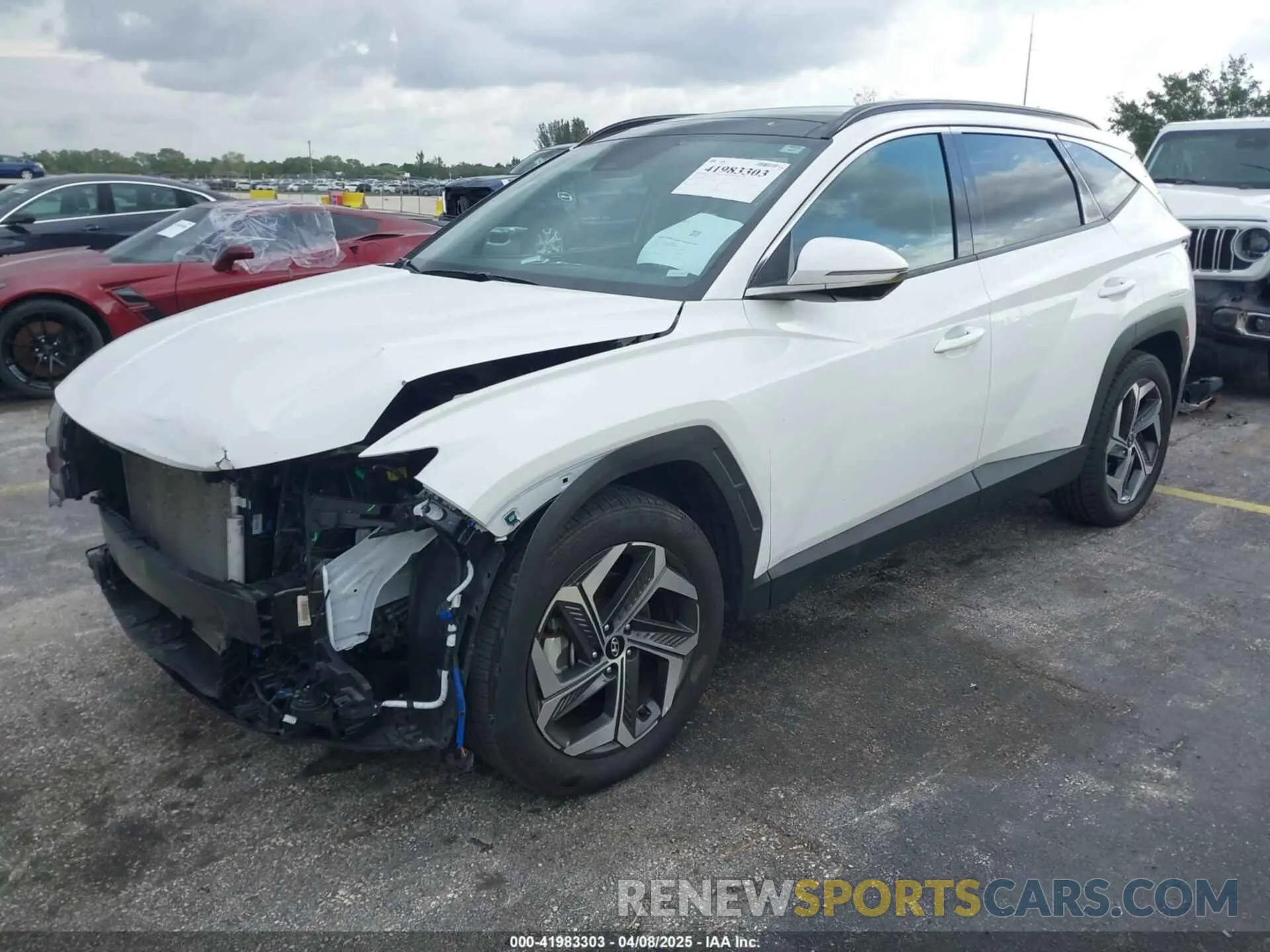 2 Photograph of a damaged car 5NMJE3DE7RH348243 HYUNDAI TUCSON 2024