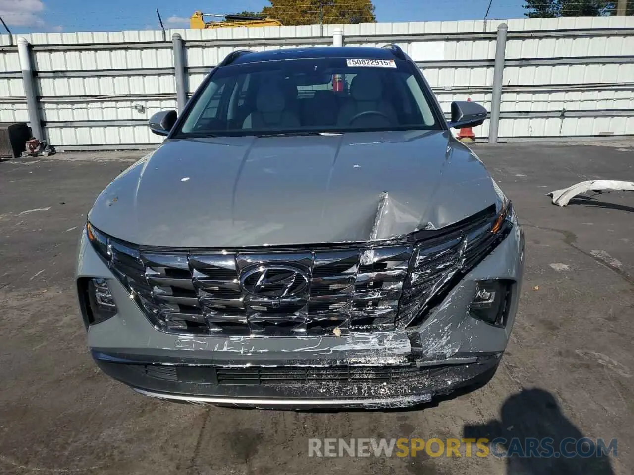 5 Photograph of a damaged car 5NMJE3DE7RH384644 HYUNDAI TUCSON 2024