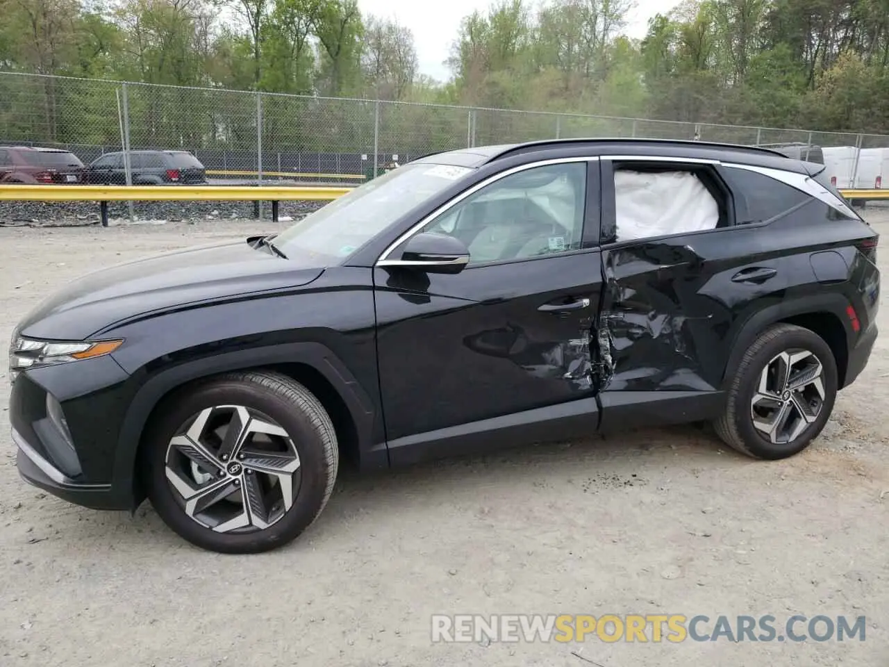 1 Photograph of a damaged car 5NMJE3DE8RH371417 HYUNDAI TUCSON 2024