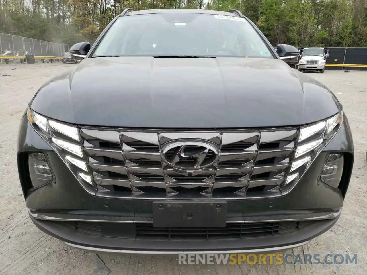 5 Photograph of a damaged car 5NMJE3DE8RH371417 HYUNDAI TUCSON 2024