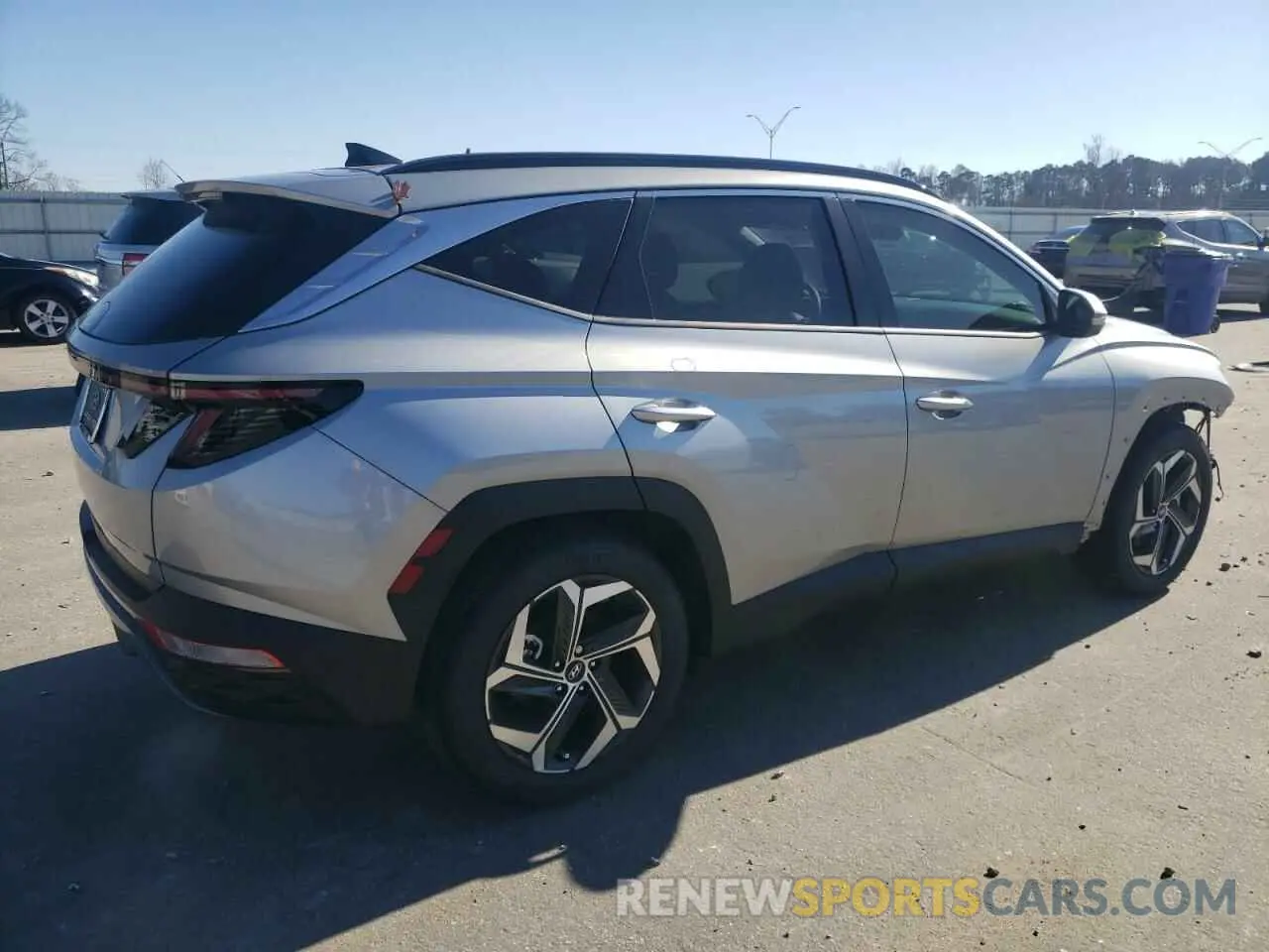 3 Photograph of a damaged car 5NMJE3DE8RH417120 HYUNDAI TUCSON 2024