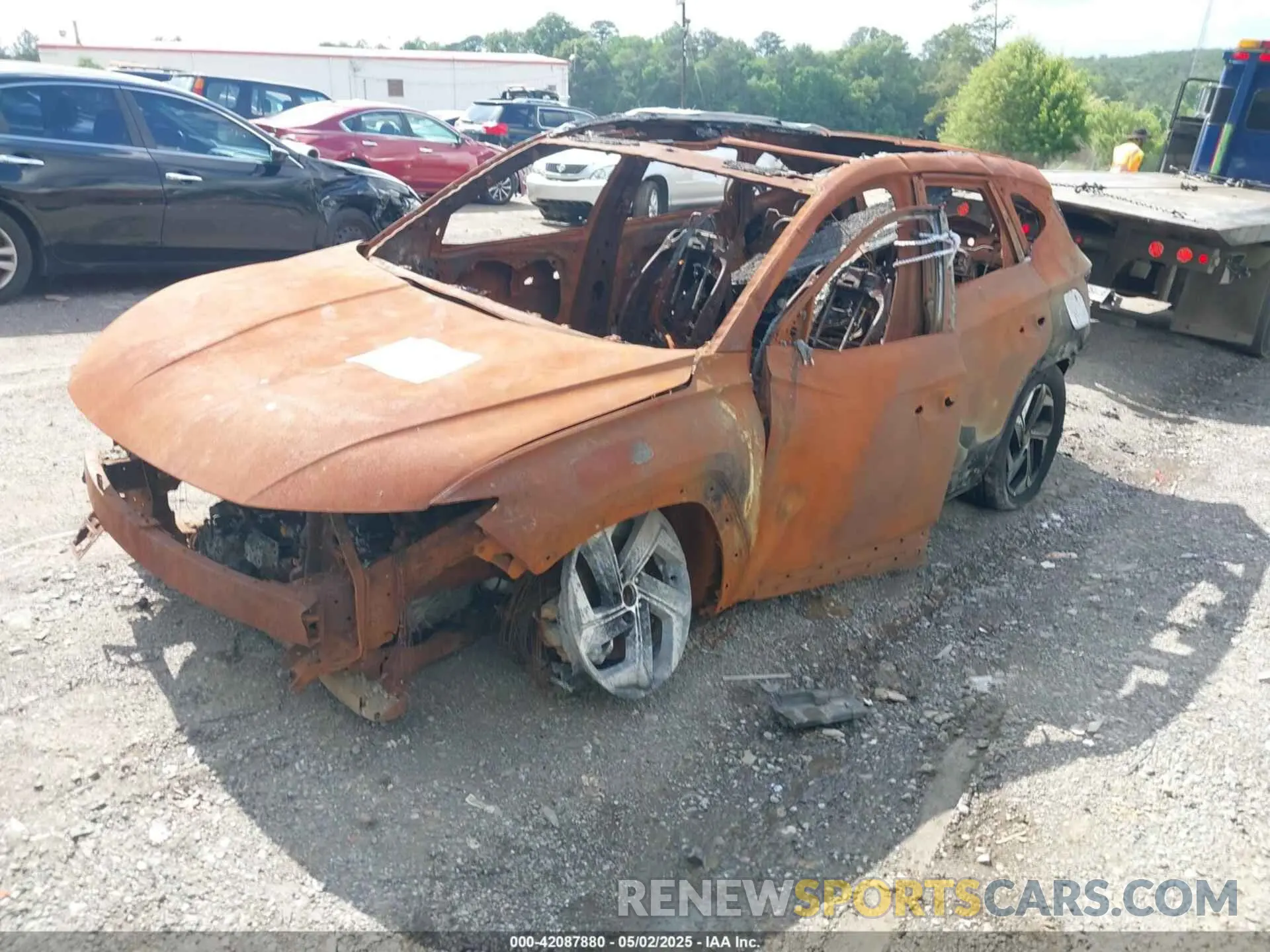 2 Photograph of a damaged car 5NMJE3DE9RH316751 HYUNDAI TUCSON 2024