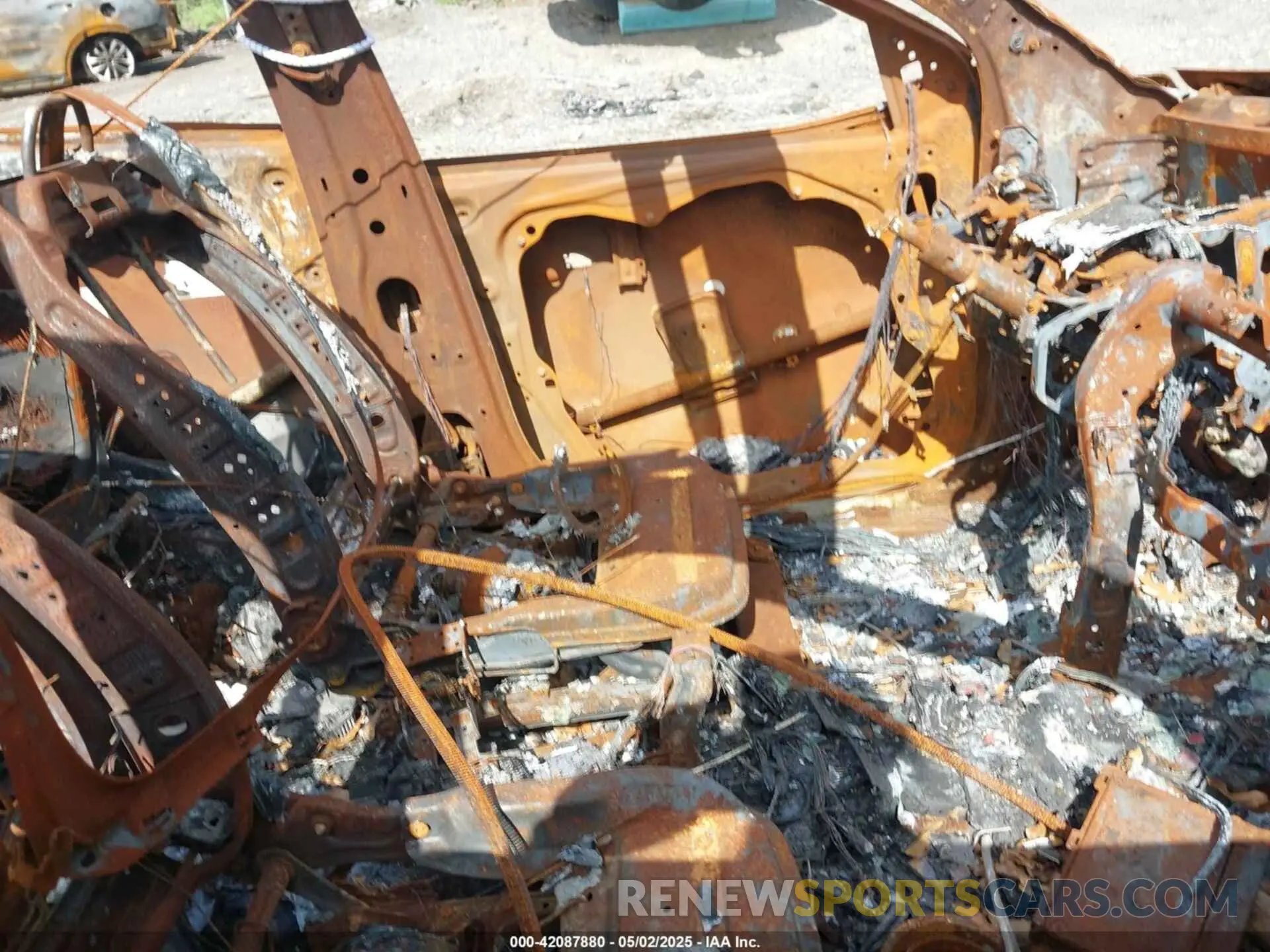 5 Photograph of a damaged car 5NMJE3DE9RH316751 HYUNDAI TUCSON 2024