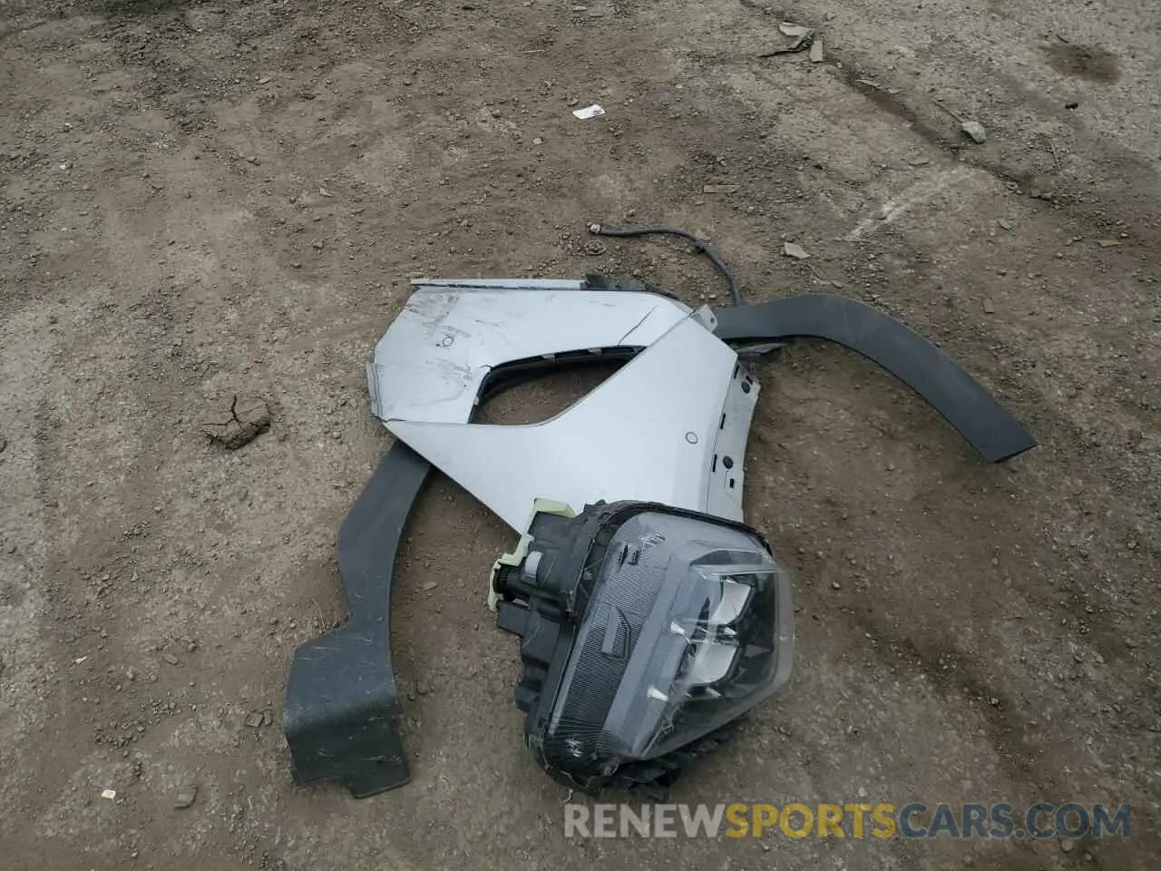 13 Photograph of a damaged car 5NMJECDE0RH316489 HYUNDAI TUCSON 2024