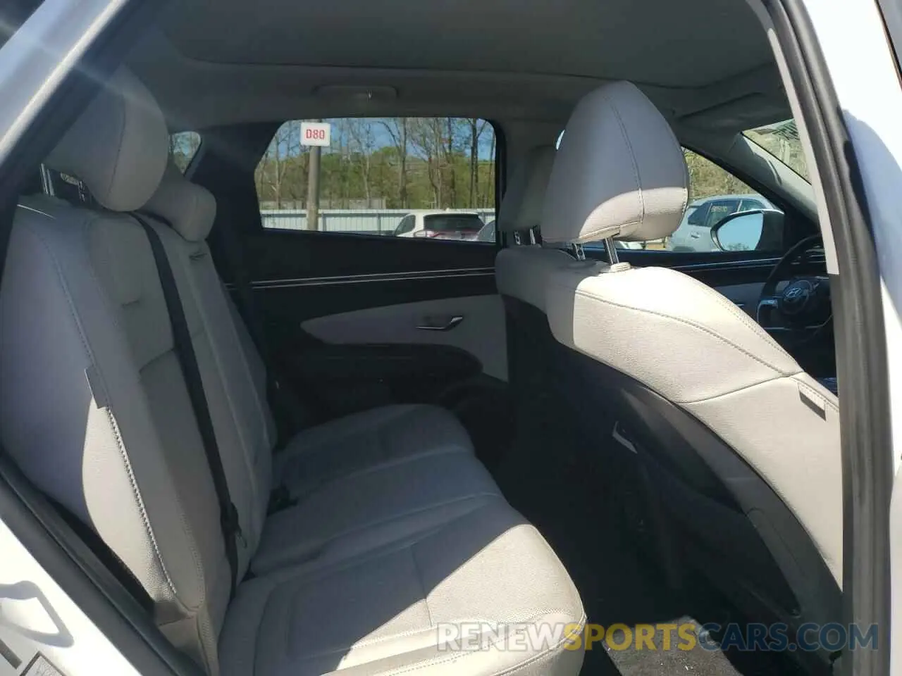 11 Photograph of a damaged car 5NMJECDE2RH298447 HYUNDAI TUCSON 2024