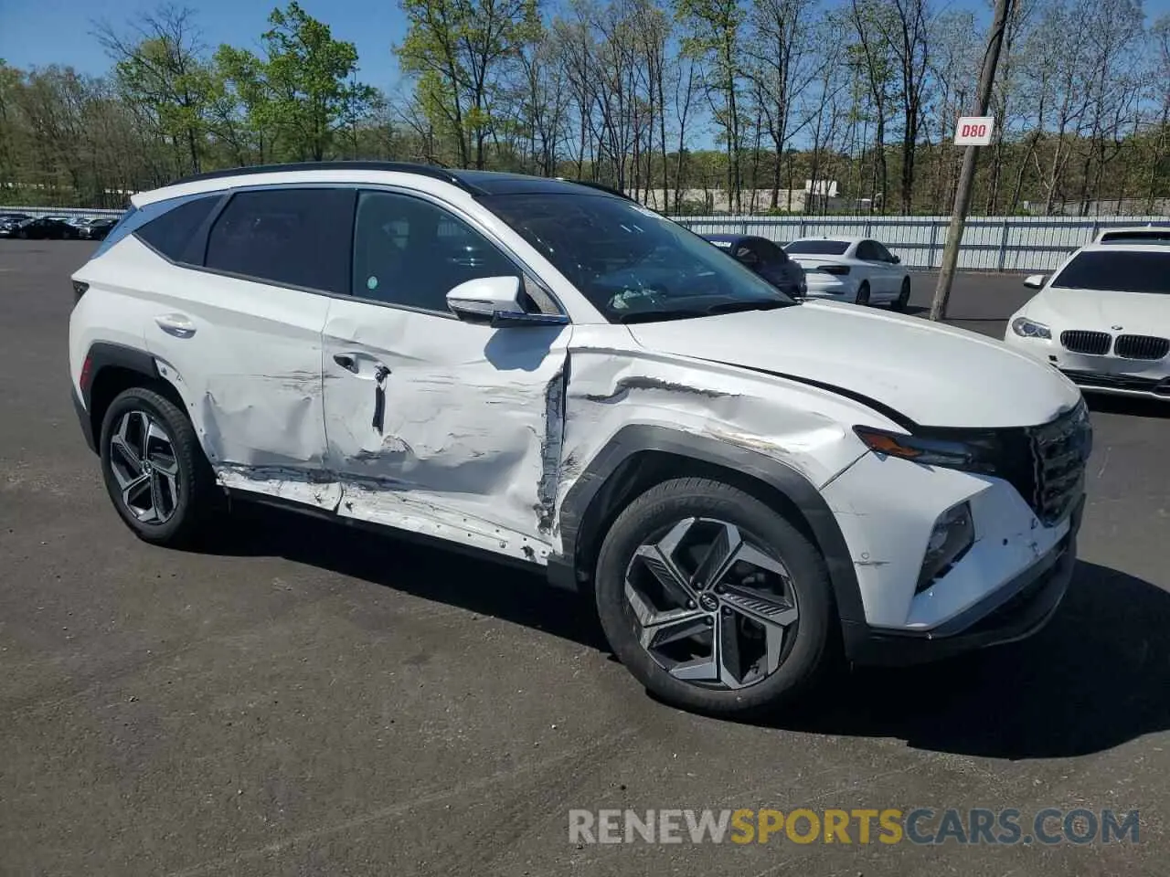 4 Photograph of a damaged car 5NMJECDE2RH298447 HYUNDAI TUCSON 2024