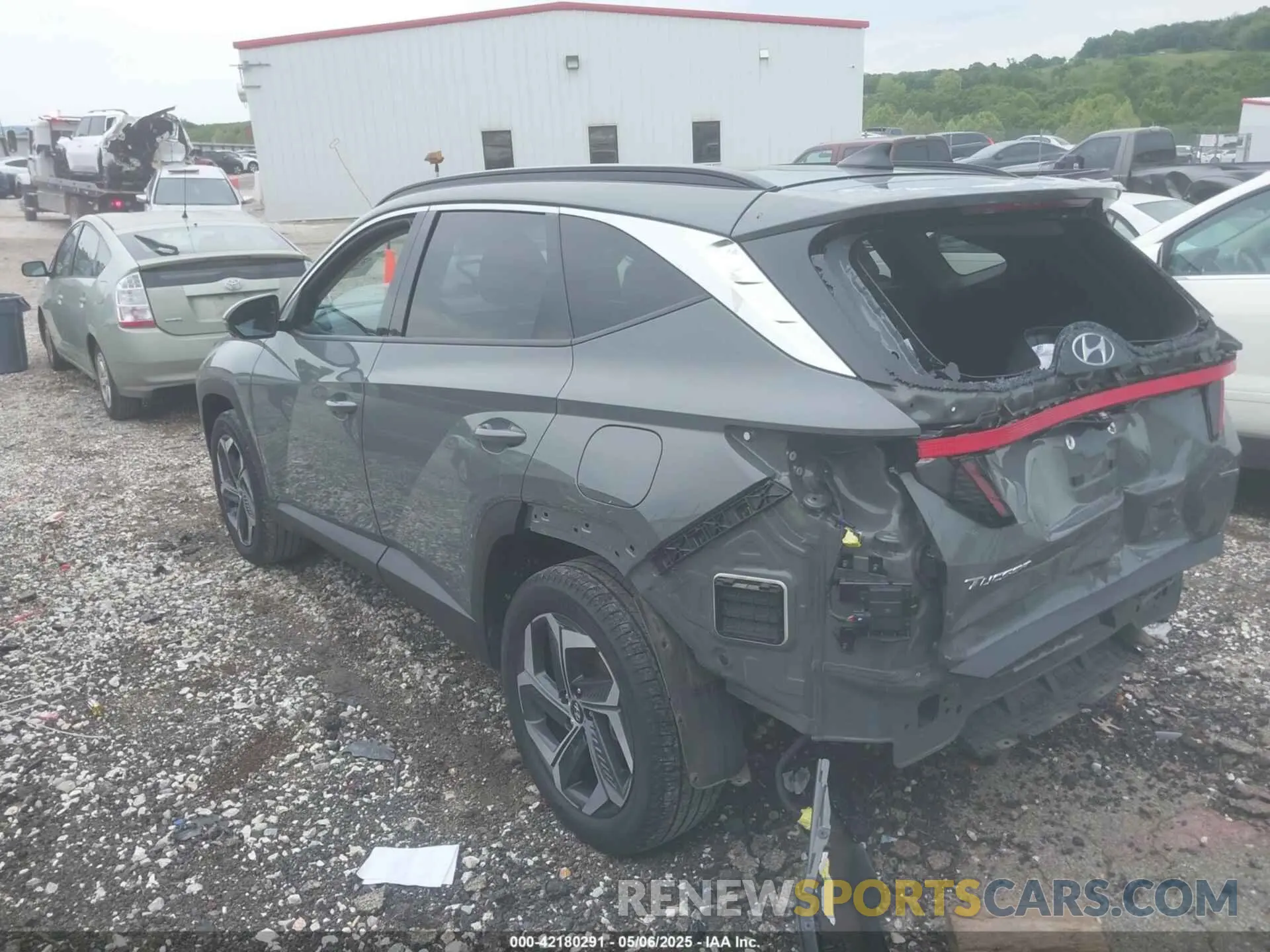 3 Photograph of a damaged car 5NMJECDE2RH347579 HYUNDAI TUCSON 2024