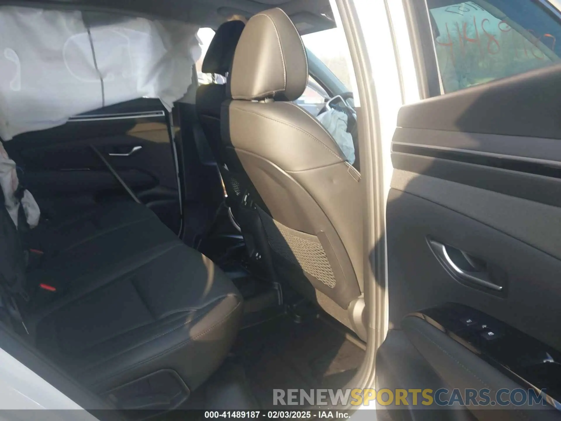 8 Photograph of a damaged car 5NMJECDE2RH395082 HYUNDAI TUCSON 2024