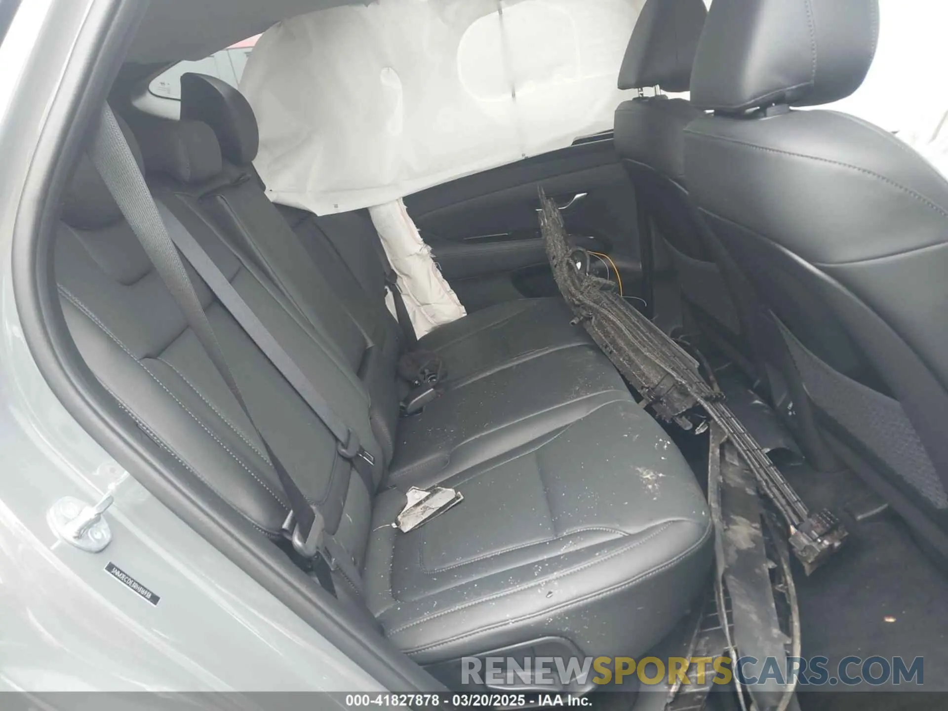 8 Photograph of a damaged car 5NMJECDE3RH316938 HYUNDAI TUCSON 2024