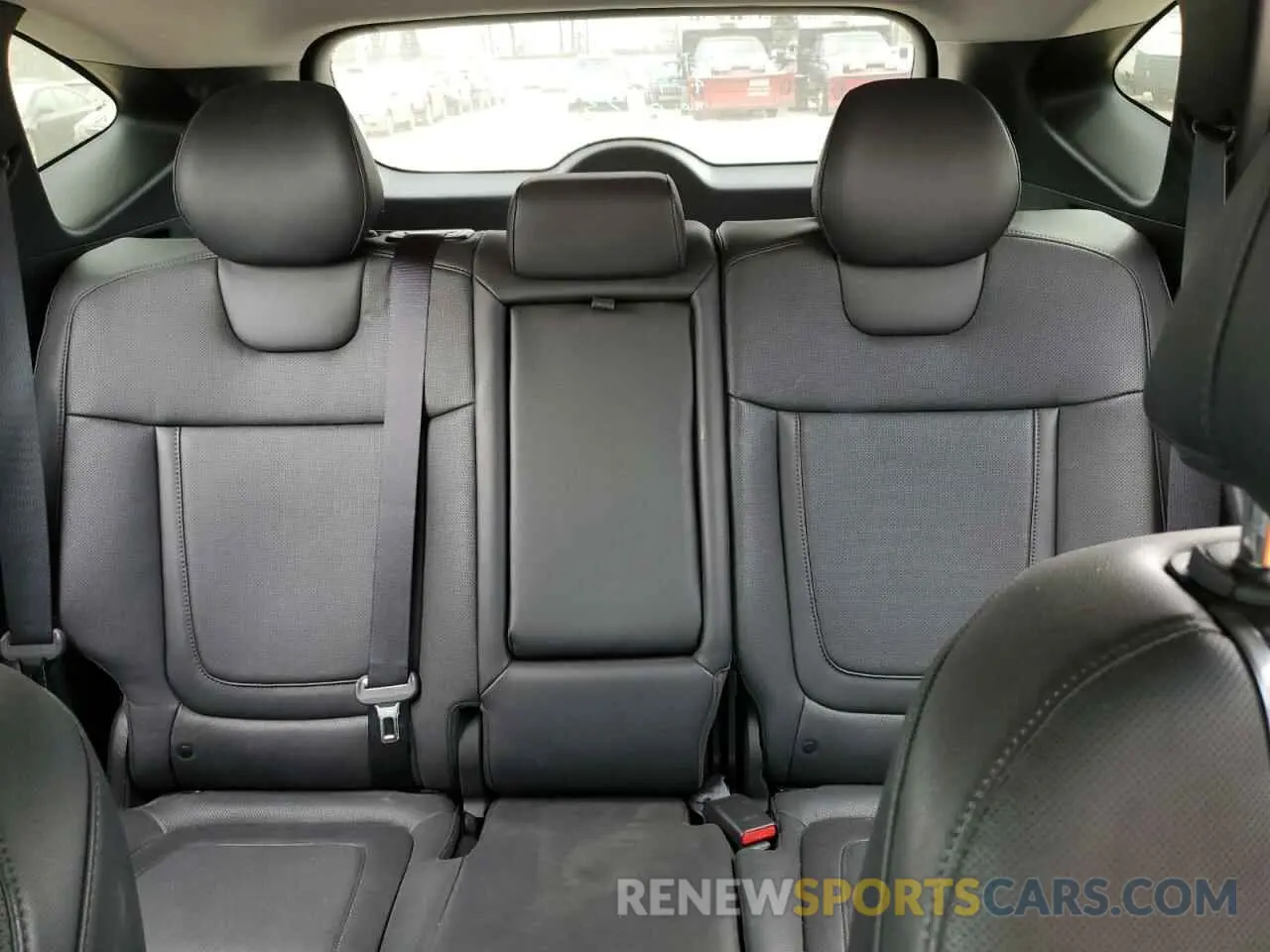10 Photograph of a damaged car 5NMJECDE3RH325722 HYUNDAI TUCSON 2024