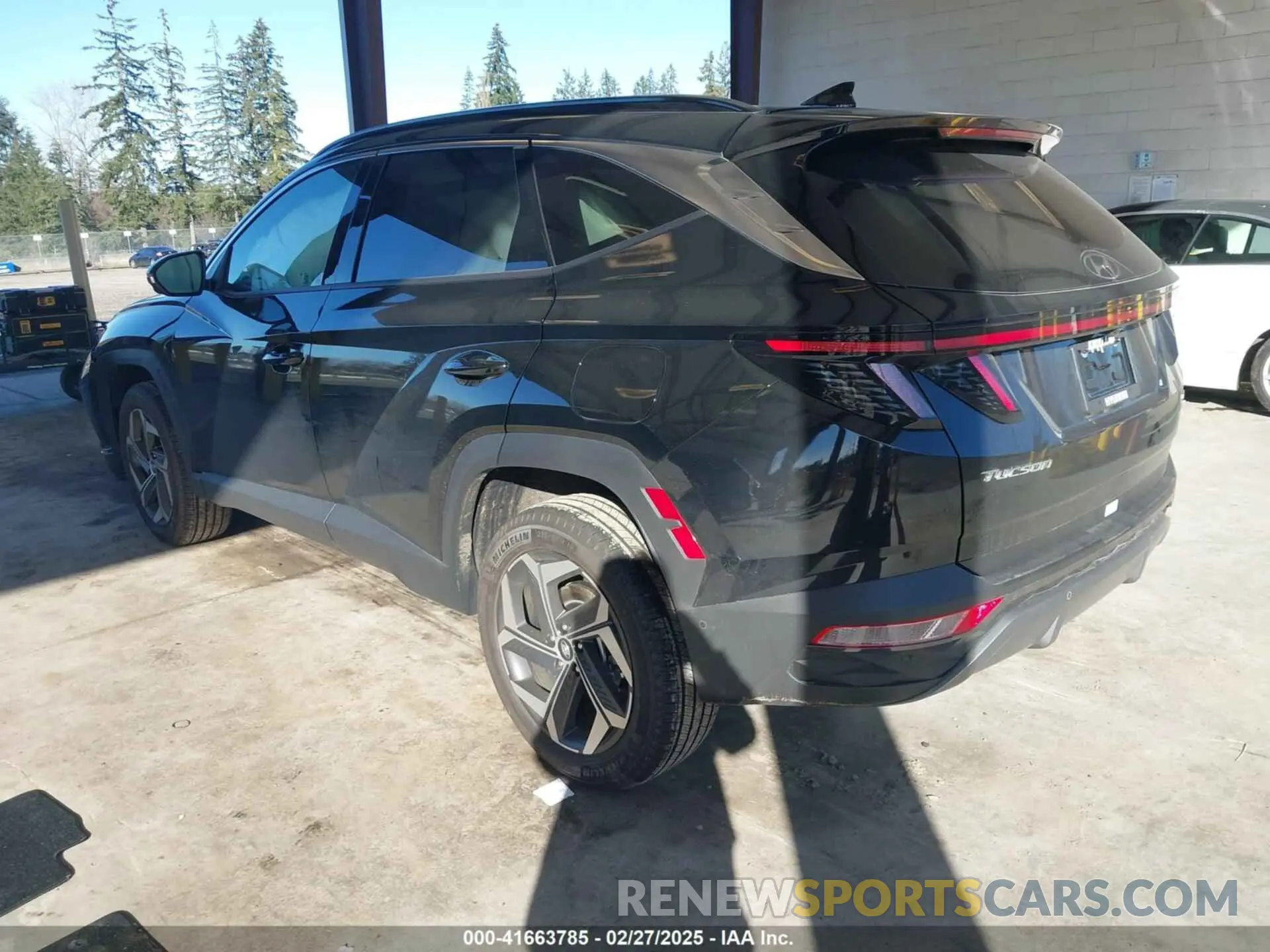 3 Photograph of a damaged car 5NMJECDE4RH406826 HYUNDAI TUCSON 2024