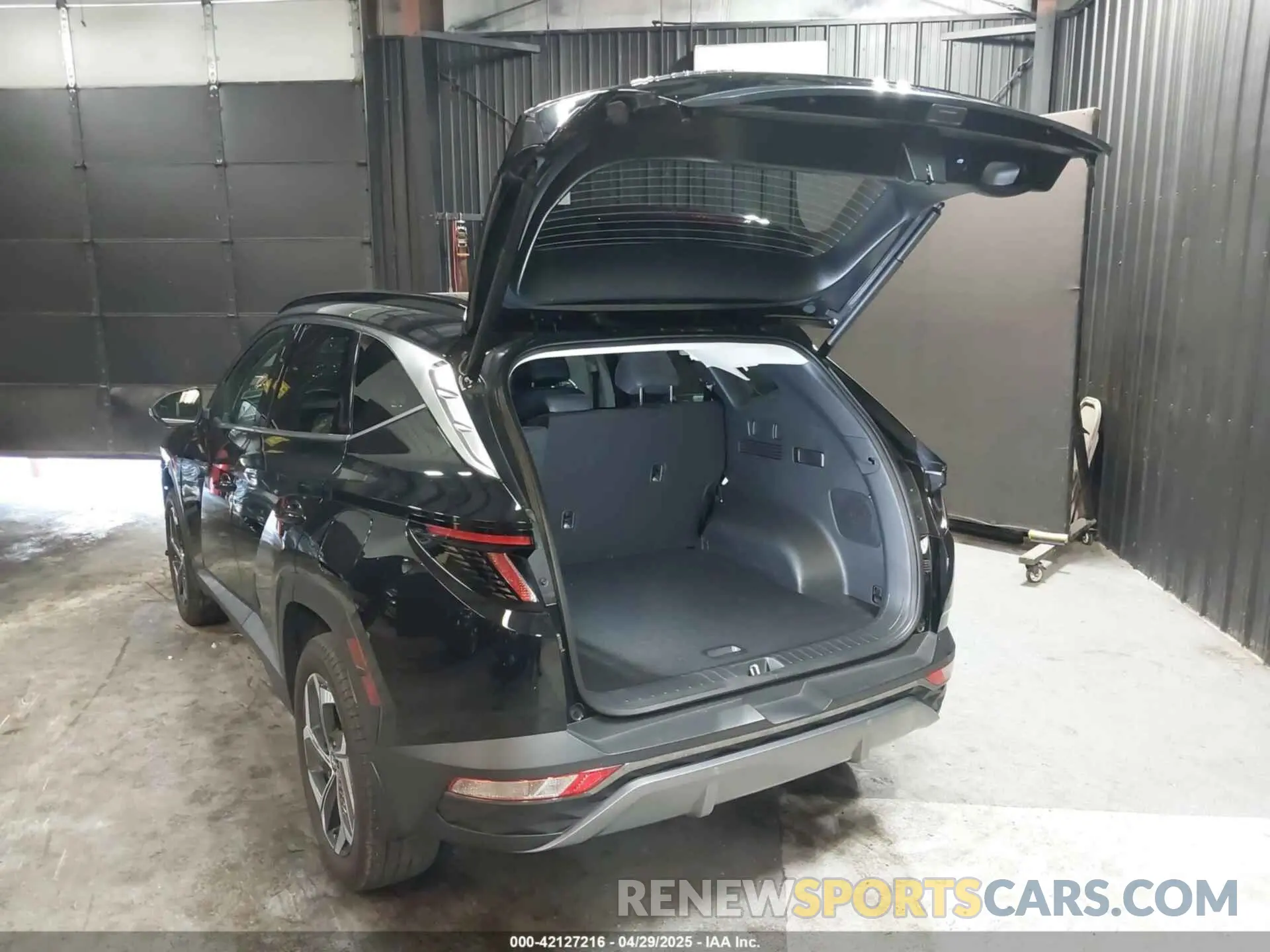 3 Photograph of a damaged car 5NMJECDE5RH303687 HYUNDAI TUCSON 2024