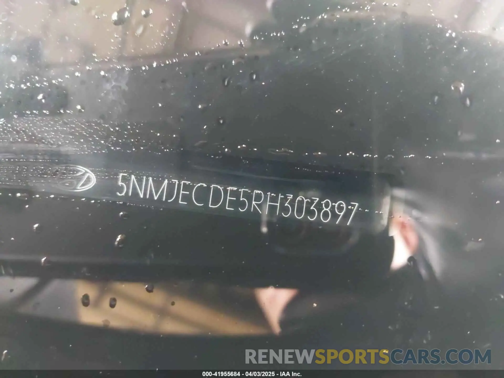 9 Photograph of a damaged car 5NMJECDE5RH303897 HYUNDAI TUCSON 2024