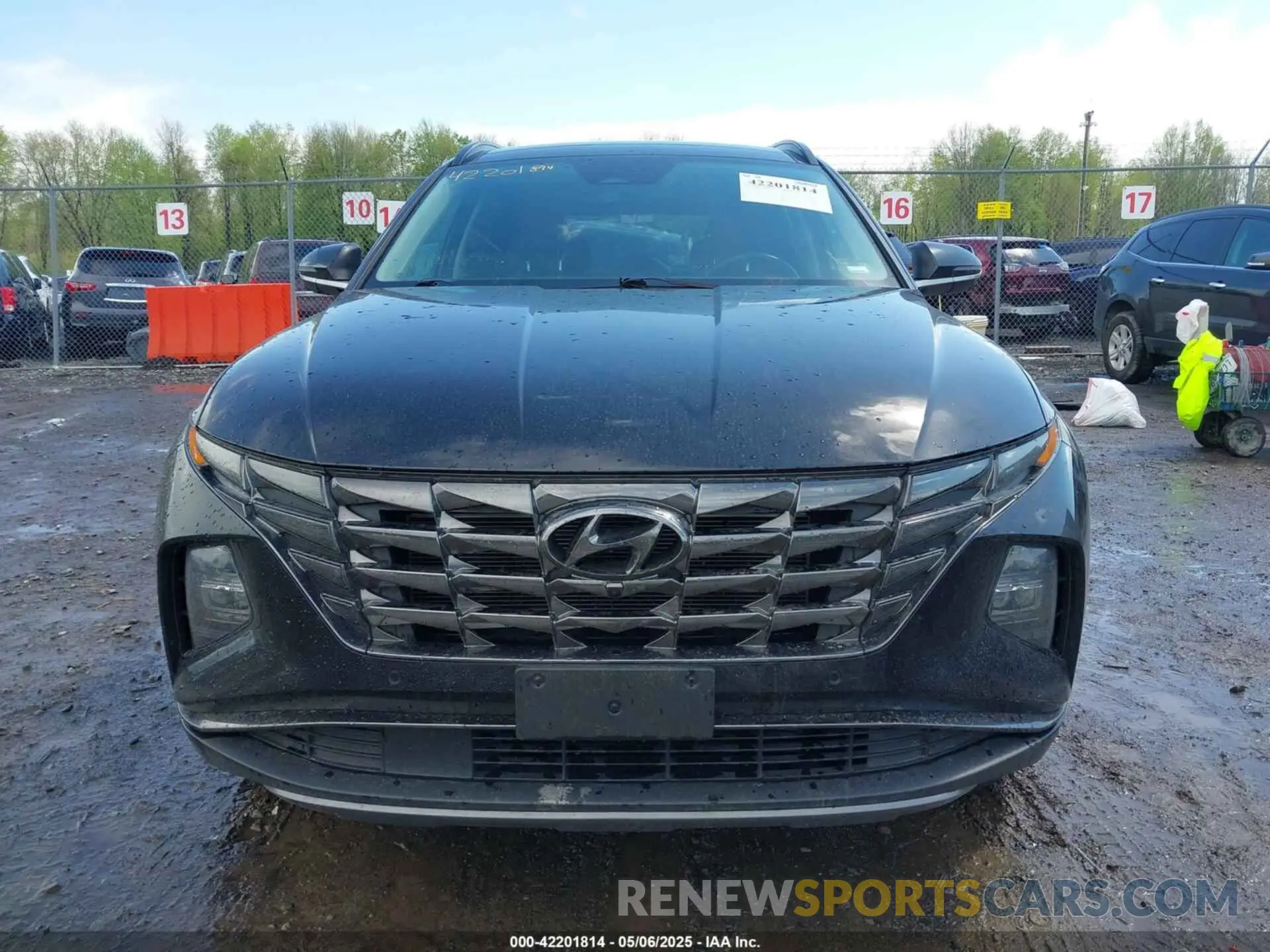 12 Photograph of a damaged car 5NMJECDE5RH352159 HYUNDAI TUCSON 2024