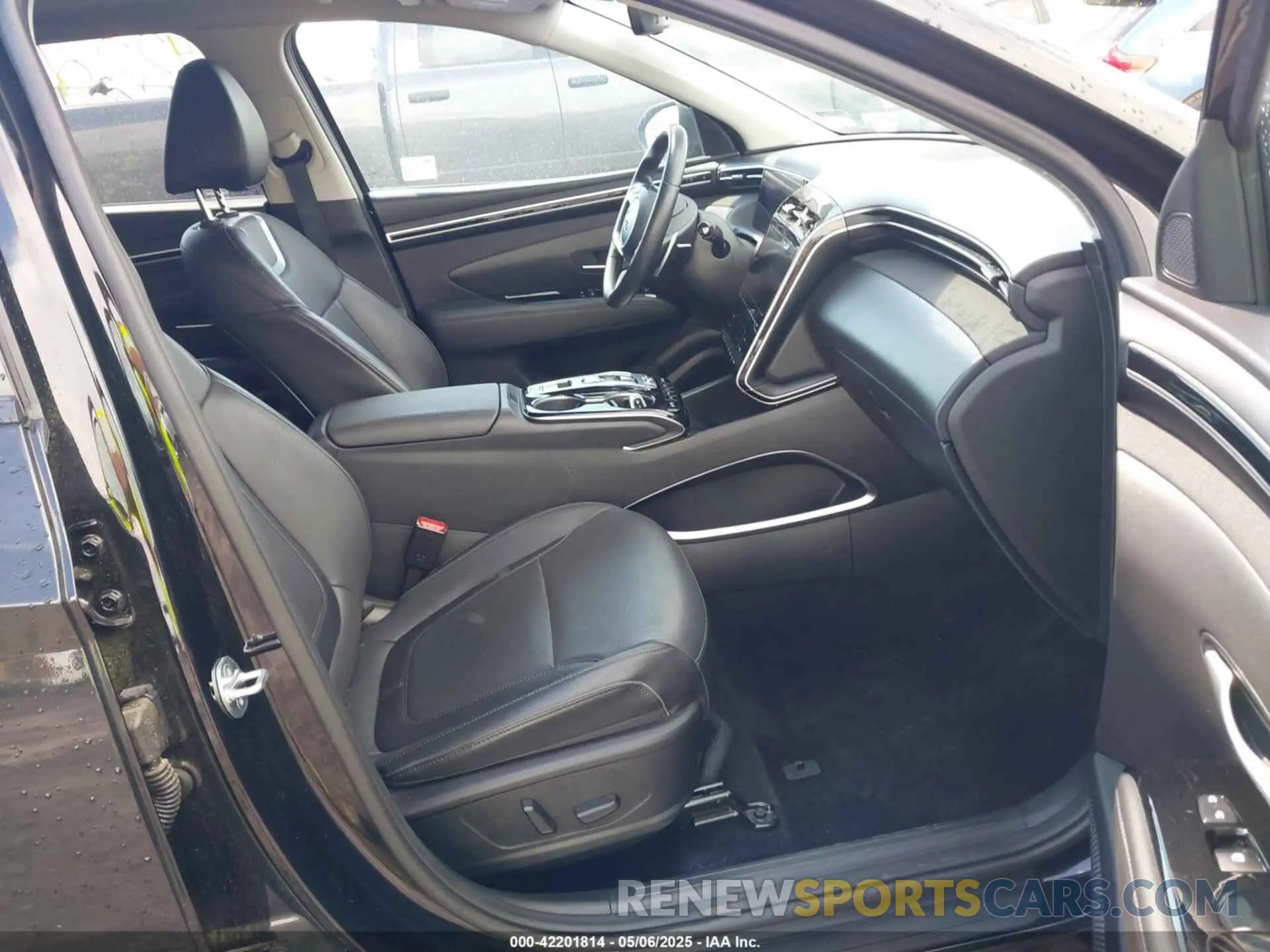 5 Photograph of a damaged car 5NMJECDE5RH352159 HYUNDAI TUCSON 2024