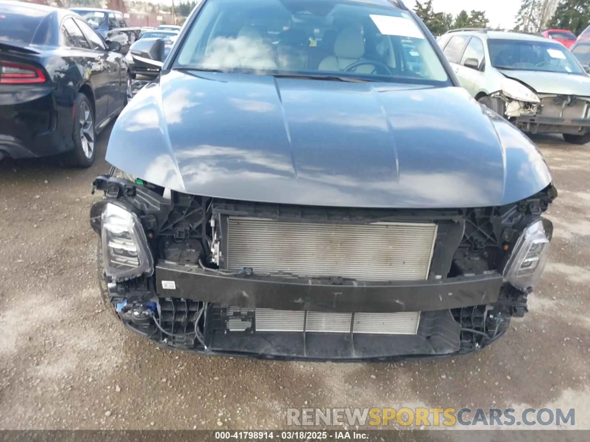19 Photograph of a damaged car 5NMJECDE6RH356835 HYUNDAI TUCSON 2024
