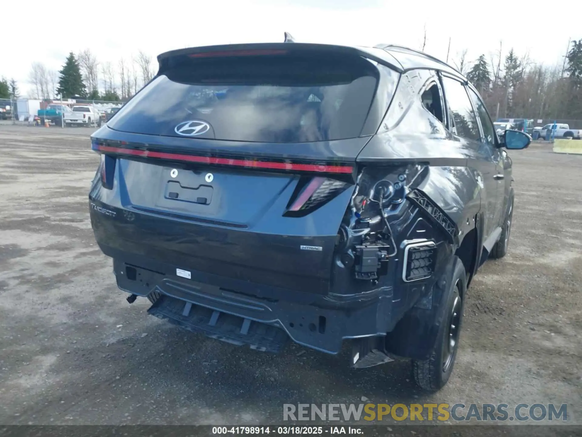 21 Photograph of a damaged car 5NMJECDE6RH356835 HYUNDAI TUCSON 2024