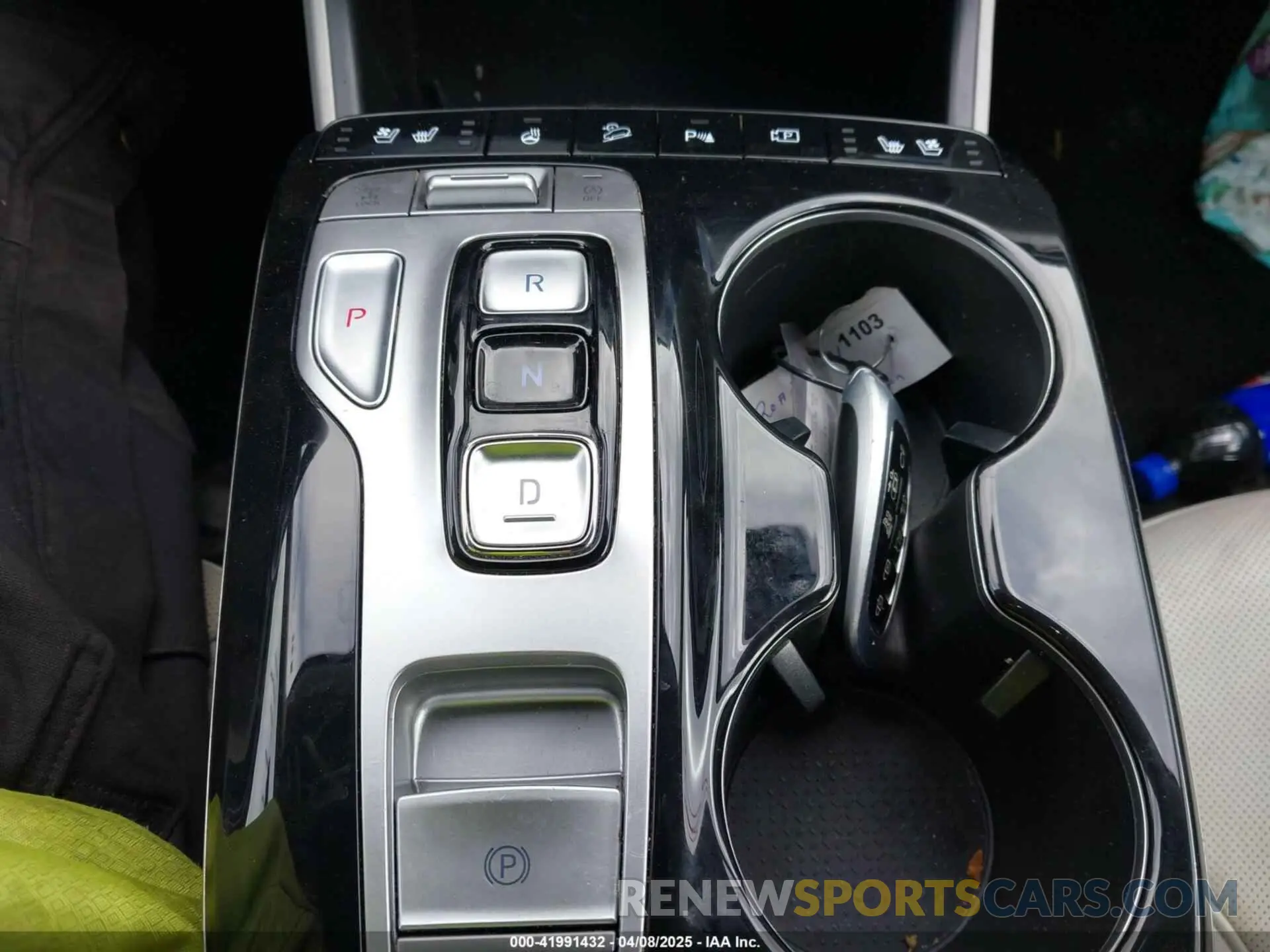 11 Photograph of a damaged car 5NMJECDE6RH361615 HYUNDAI TUCSON 2024