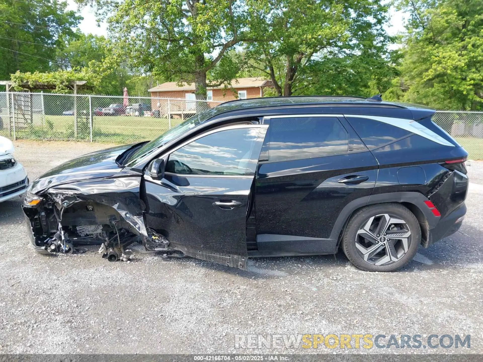 15 Photograph of a damaged car 5NMJECDE8RH330138 HYUNDAI TUCSON 2024